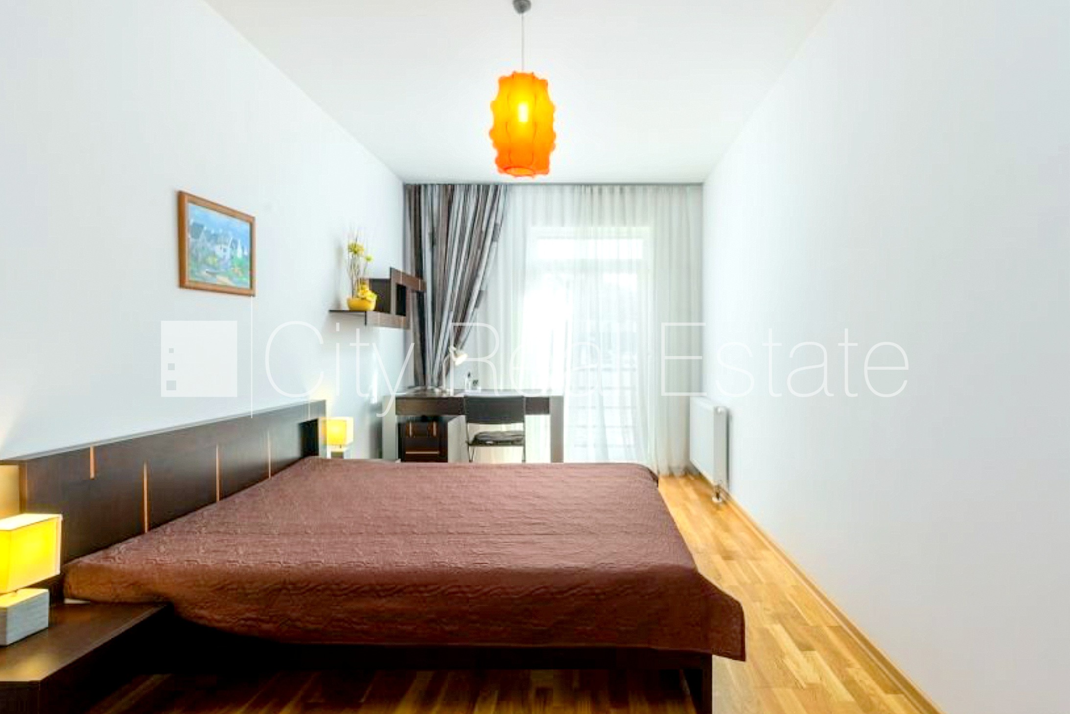 Sludinājumi. Jaunceltne, fasādes māja, labiekārtota apzaļumota teritorija, garāža vienai automašīnai, garāžas Cena: 215000 EUR Foto #5