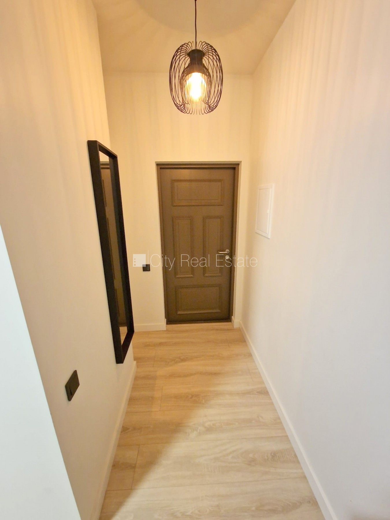 Sludinājumi. Fasādes māja, renovēta māja, slēgts pagalms, ieeja no ielas, ir lifts, kāpņu telpa pēc kapitālā Cena: 510 EUR/mēn Foto #20