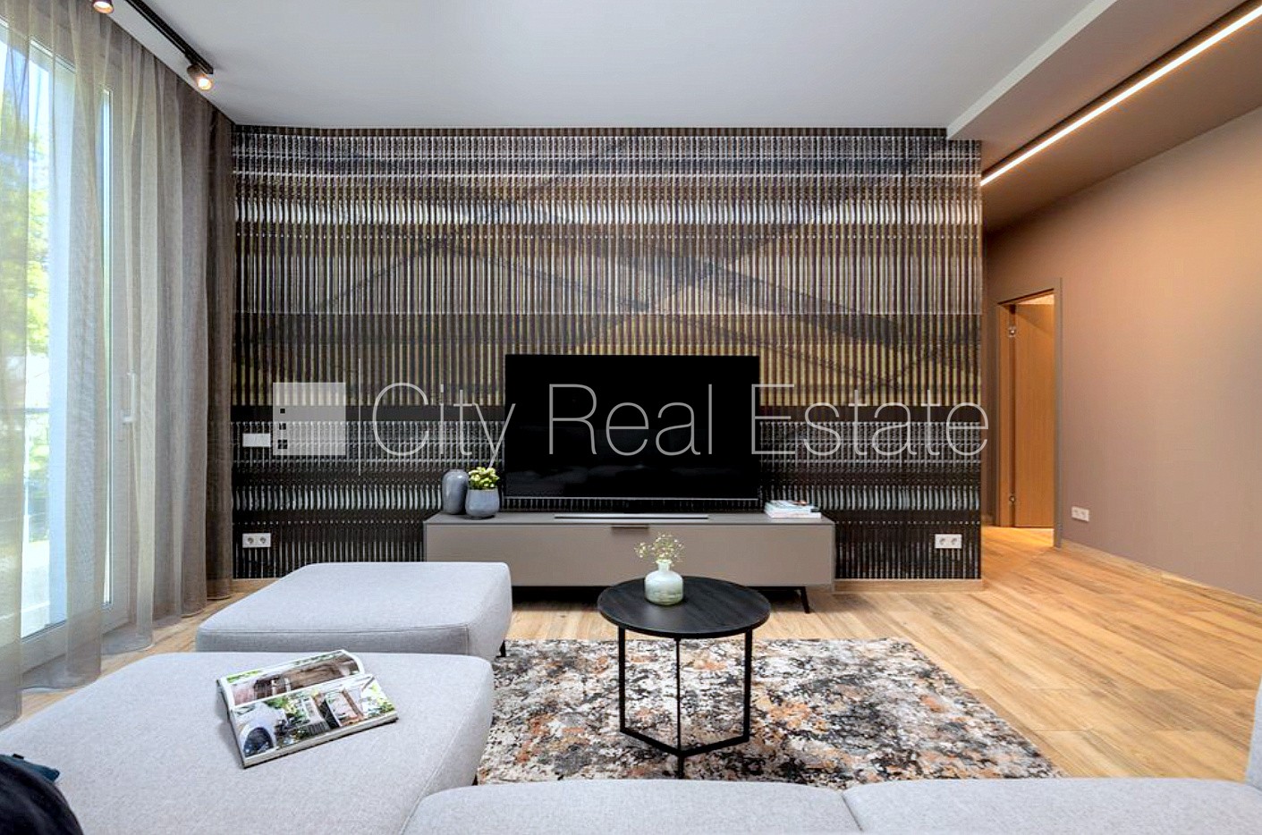 Sludinājumi. Jaunceltne, fasādes māja, labiekārtots apzaļumots pagalms, pazemes autostāvvieta, ieeja no ielas, Cena: 4700 EUR/mēn Foto #3