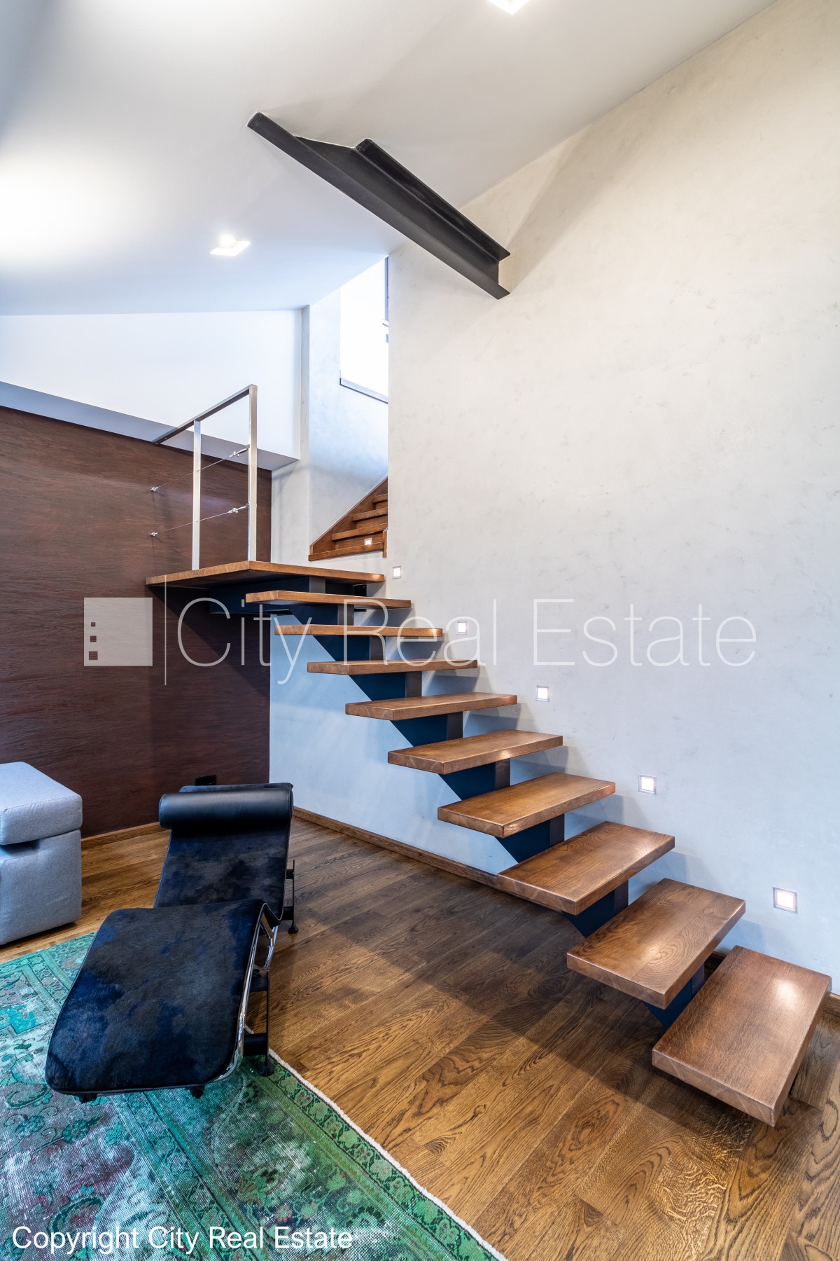 Sludinājumi. Fasādes māja, renovēta māja, slēgts pagalms, pazemes autostāvvieta, ieeja no ielas, luksuss Cena: 640000 EUR Foto #13