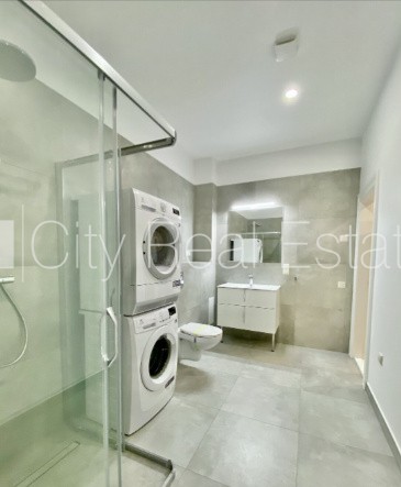 Sludinājumi. Pagalma ēka, ieeja no pagalma, ir lifts, sauna, guļamistabu skaits 3 gab., viesistaba, sporta zāle, Cena: 1150 EUR/mēn Foto #12