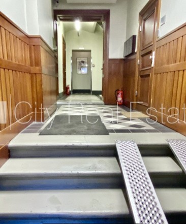 Sludinājumi. Pagalma ēka, ieeja no pagalma, ir lifts, sauna, guļamistabu skaits 3 gab., viesistaba, sporta zāle, Cena: 1150 EUR/mēn Foto #16