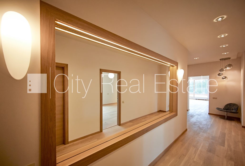 Sludinājumi. Jaunceltne, zaļā teritorija, slēgta teritorija, vieta automašīnai, pazemes autostāvvieta, Cena: 270000 EUR Foto #9