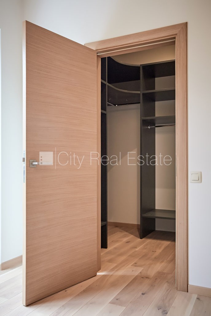 Sludinājumi. Jaunceltne, zaļā teritorija, slēgta teritorija, vieta automašīnai, pazemes autostāvvieta, Cena: 270000 EUR Foto #25