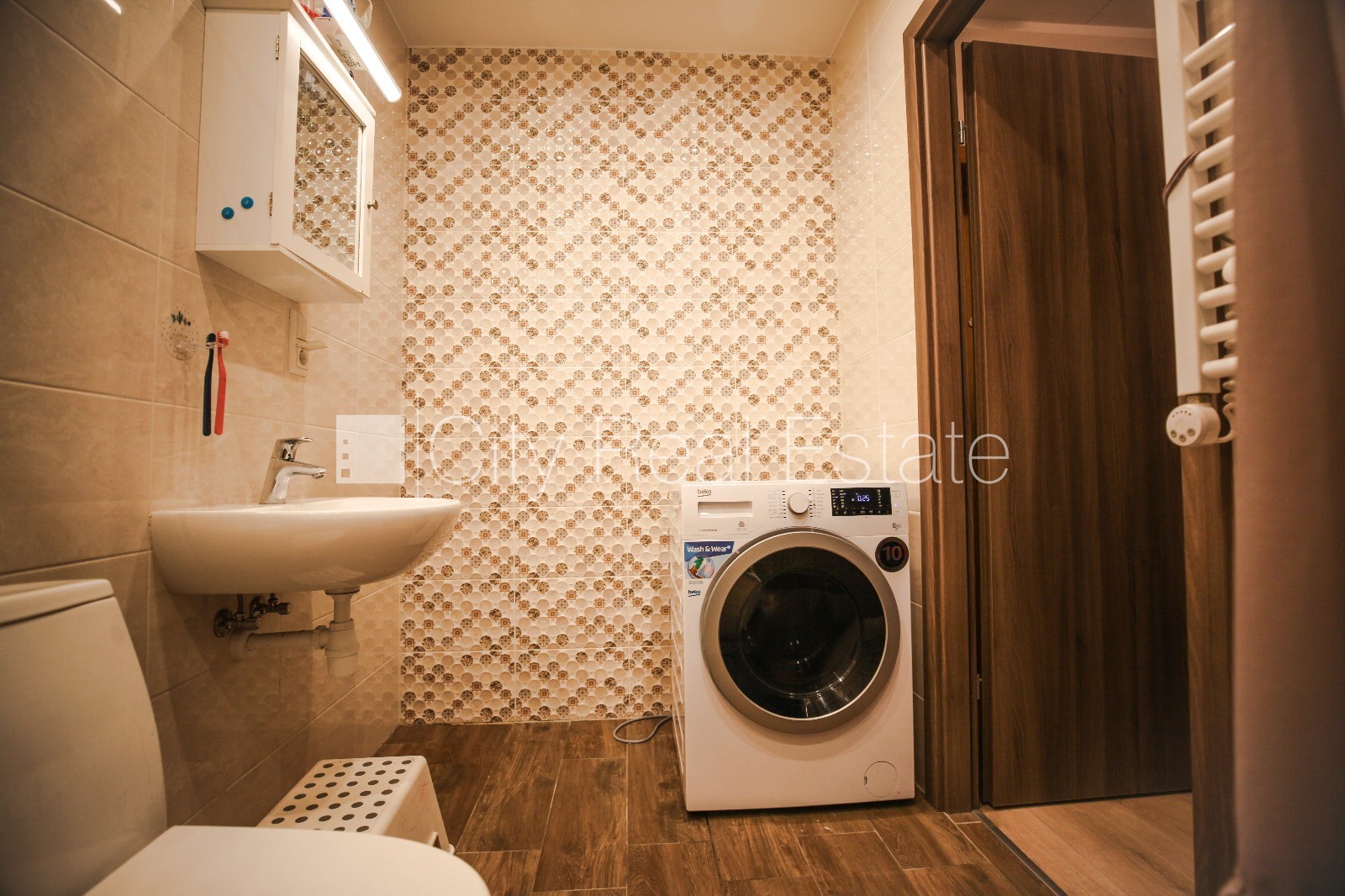 Sludinājumi. Jaunceltne, labiekārtota apzaļumota teritorija, slēgta teritorija, vieta automašīnai, pagalmā bērnu Cena: 120700 EUR Foto #10