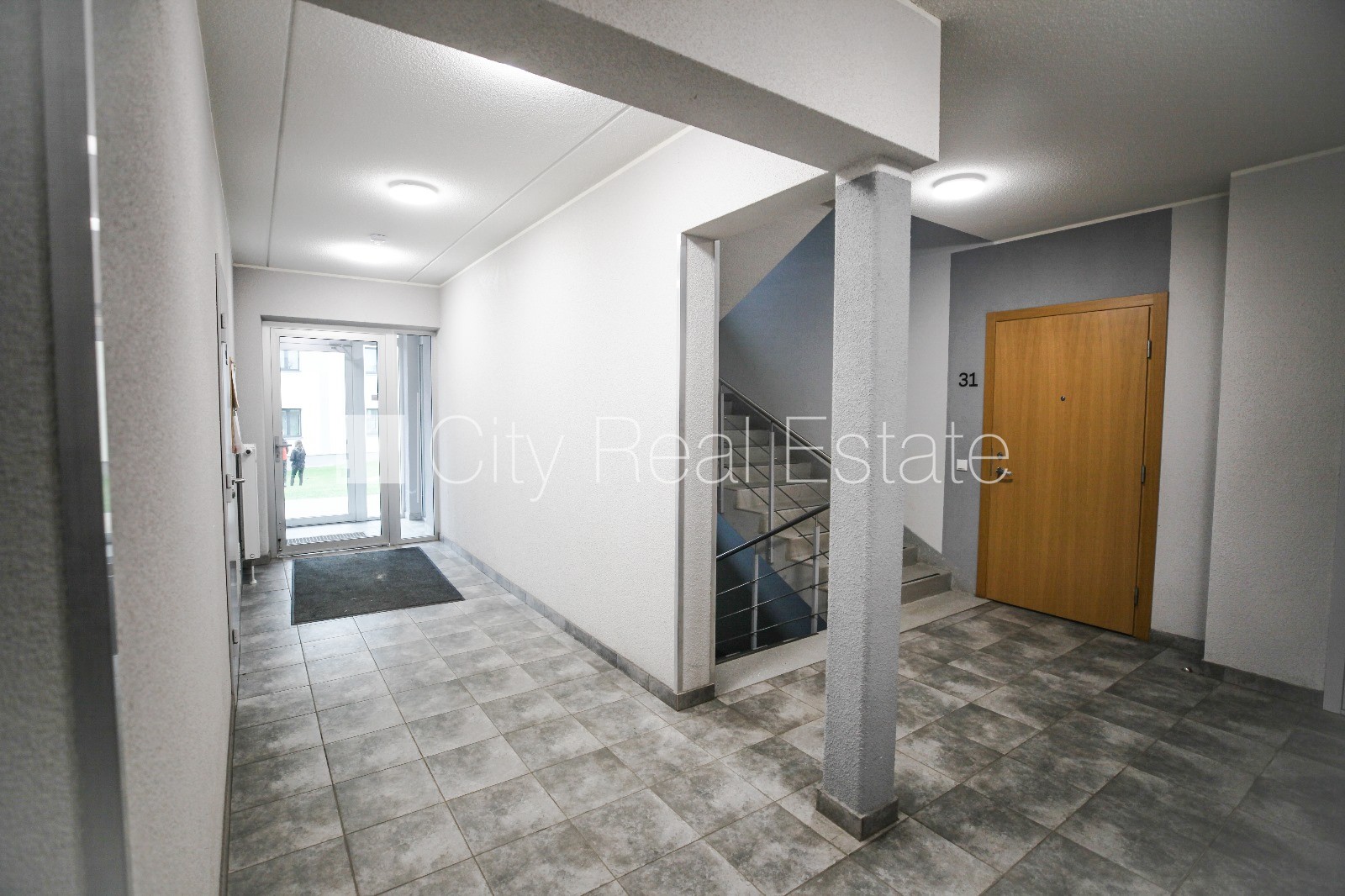 Sludinājumi. Jaunceltne, labiekārtota apzaļumota teritorija, slēgta teritorija, vieta automašīnai, pagalmā bērnu Cena: 120700 EUR Foto #11