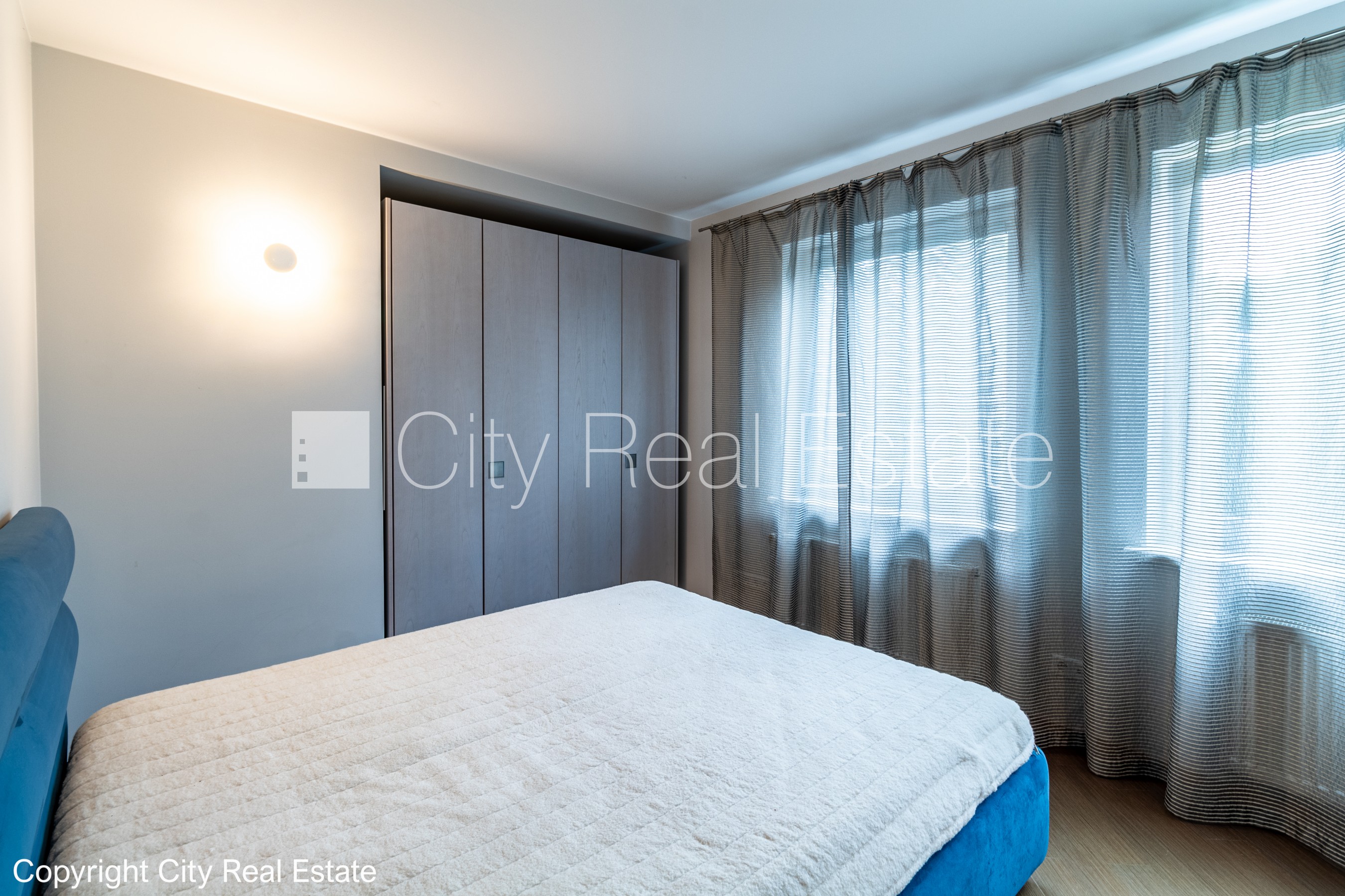 Sludinājumi. Renovēta māja, labiekārtota apzaļumota teritorija, slēgta teritorija, teritorijas iebrauktuves Cena: 365000 EUR Foto #14