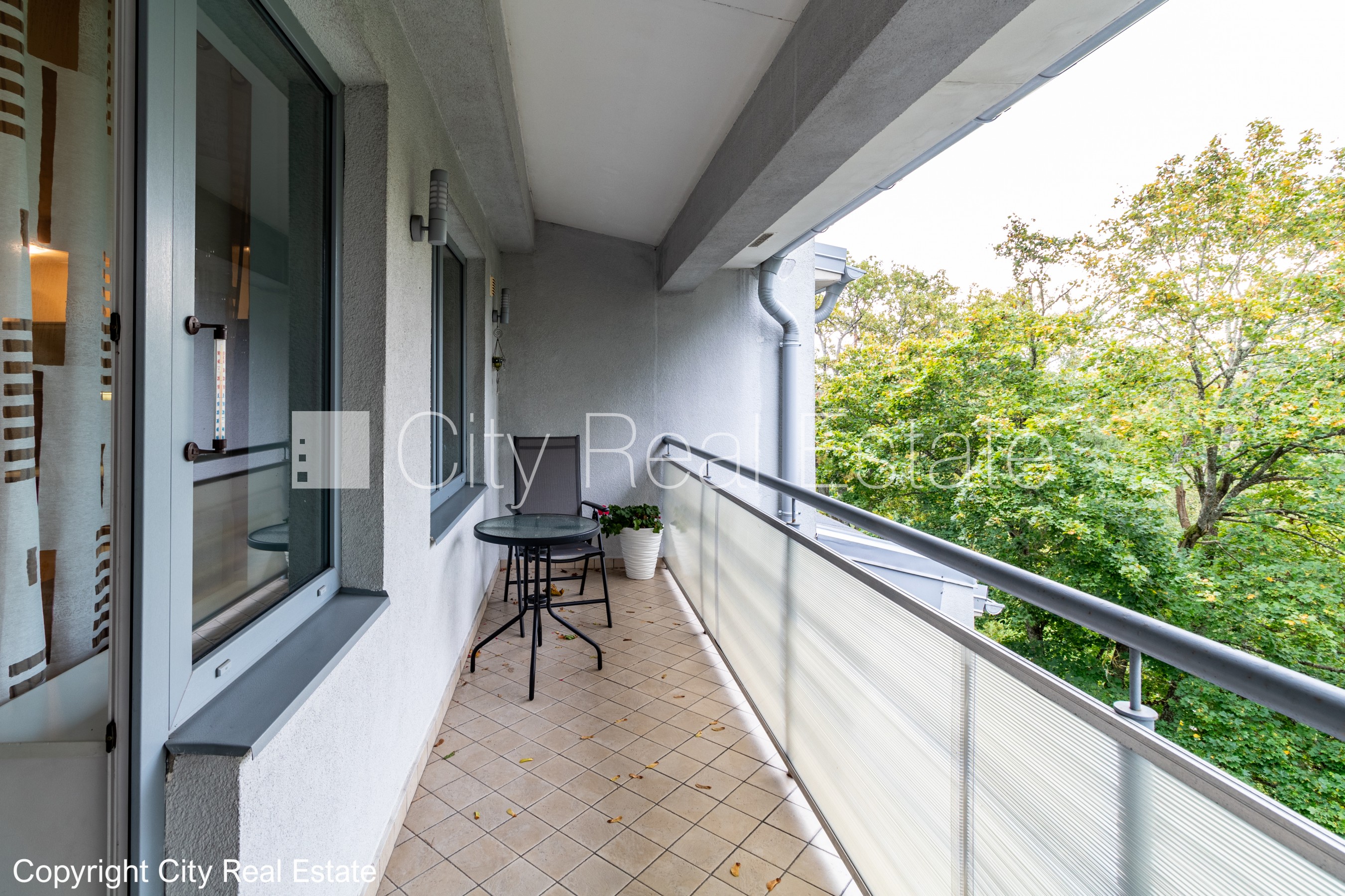 Sludinājumi. Renovēta māja, labiekārtota apzaļumota teritorija, slēgta teritorija, teritorijas iebrauktuves Cena: 365000 EUR Foto #11