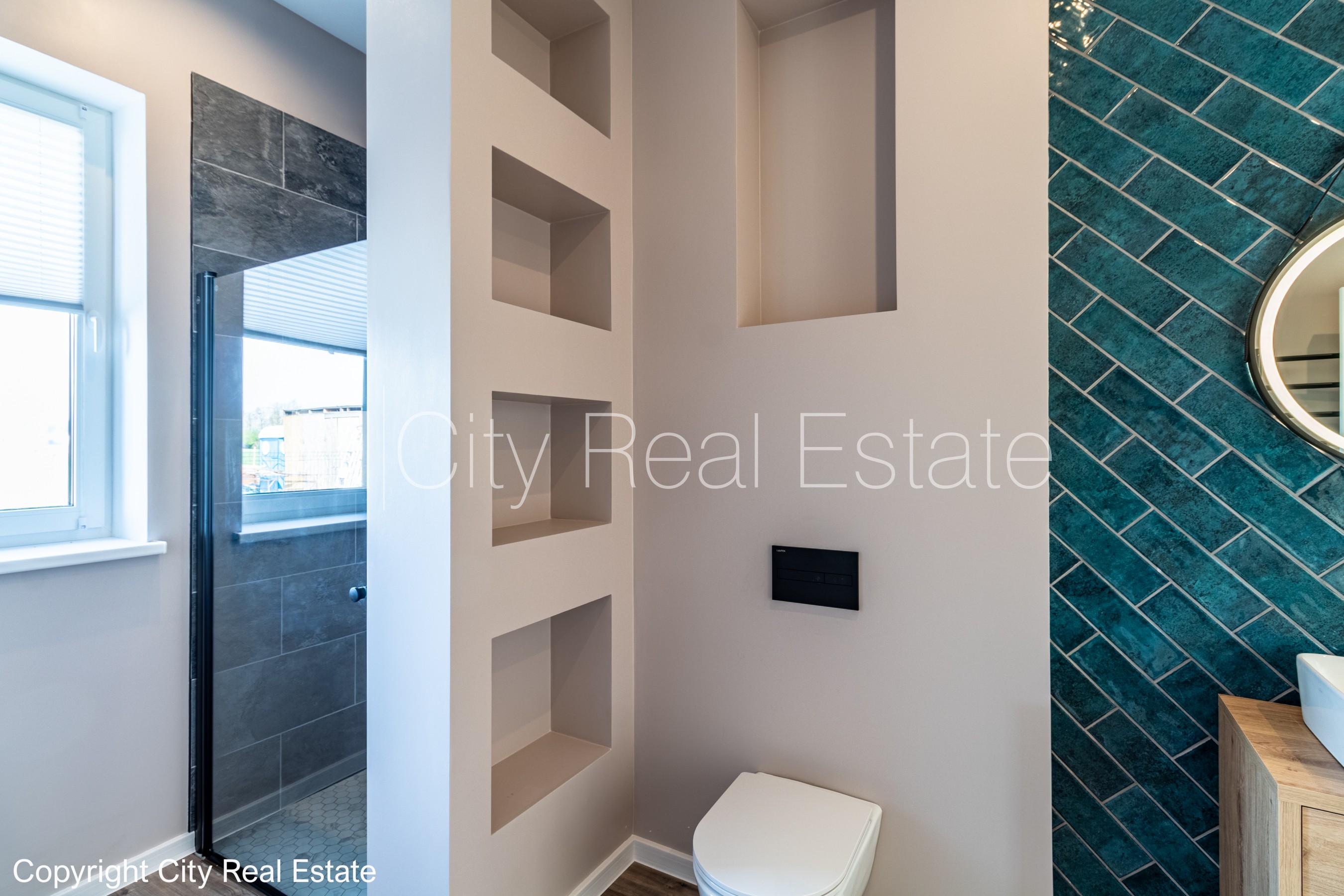 Sludinājumi. Dvīņu māja, energo efektīva māja, slēgta teritorija, iežogota teritorija ar metāla sētu, vieta Cena: 359000 EUR Foto #15