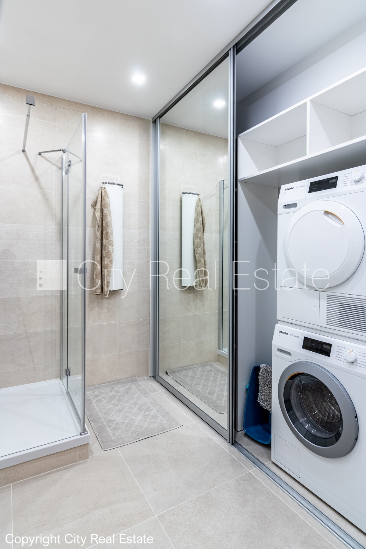 Sludinājumi. Zeme īpašumā, jaunceltne, fasādes māja, labiekārtots apzaļumots pagalms, slēgts pagalms, iežogota Cena: 460000 EUR Foto #21