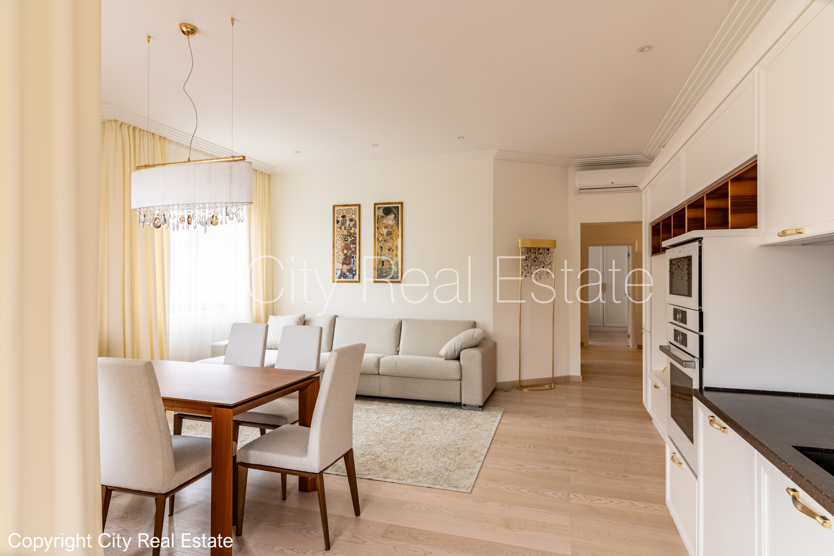 Sludinājumi. Zeme īpašumā, jaunceltne, fasādes māja, labiekārtots apzaļumots pagalms, slēgts pagalms, iežogota Cena: 460000 EUR Foto #2