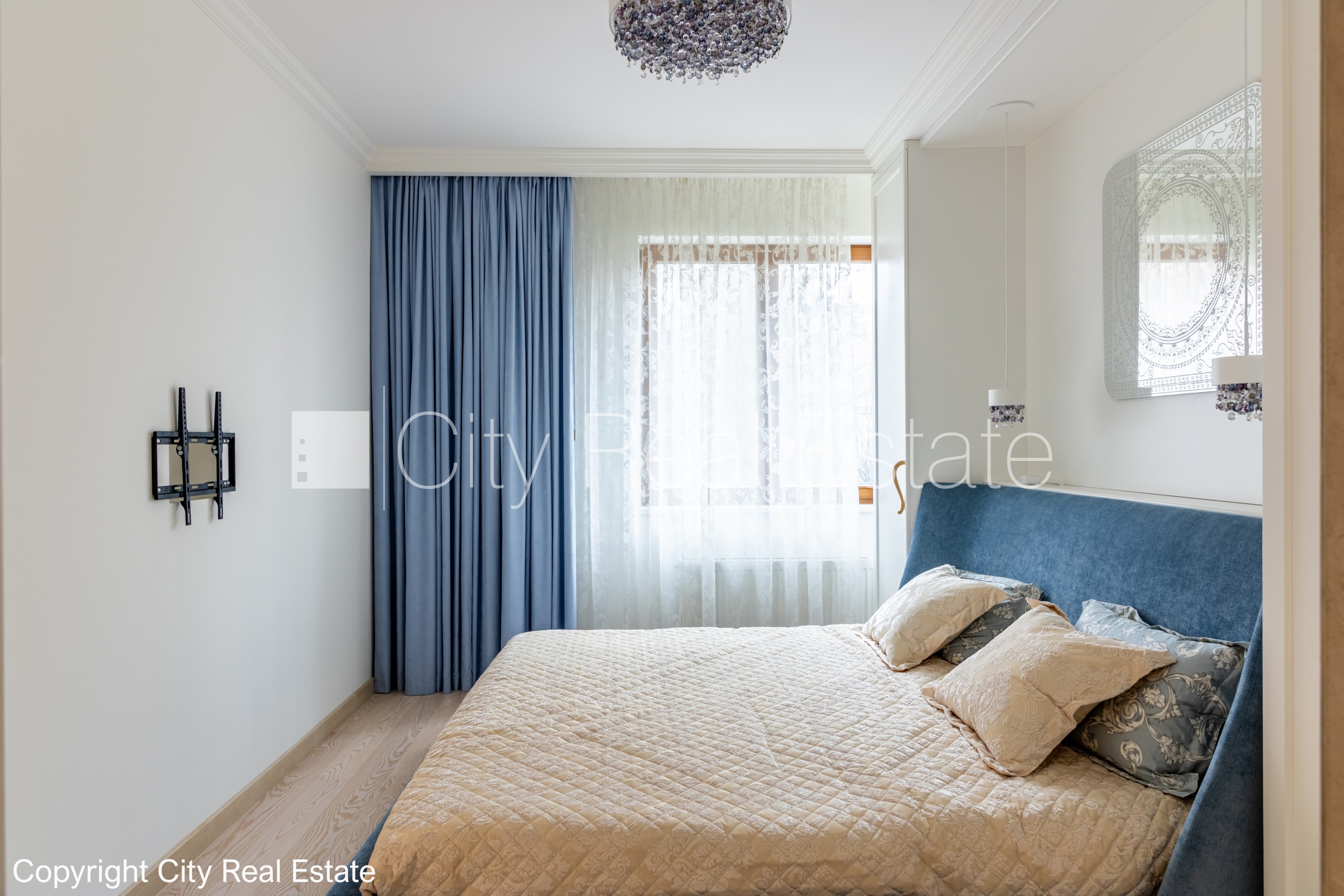 Sludinājumi. Zeme īpašumā, jaunceltne, fasādes māja, labiekārtots apzaļumots pagalms, slēgts pagalms, iežogota Cena: 460000 EUR Foto #13