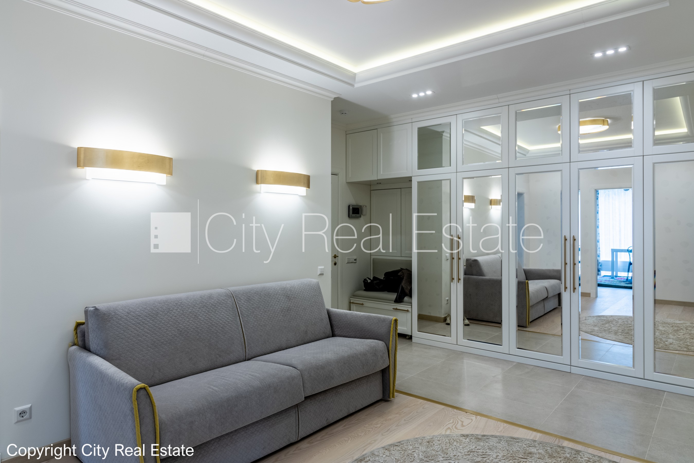 Sludinājumi. Zeme īpašumā, jaunceltne, fasādes māja, labiekārtots apzaļumots pagalms, slēgts pagalms, iežogota Cena: 460000 EUR Foto #11