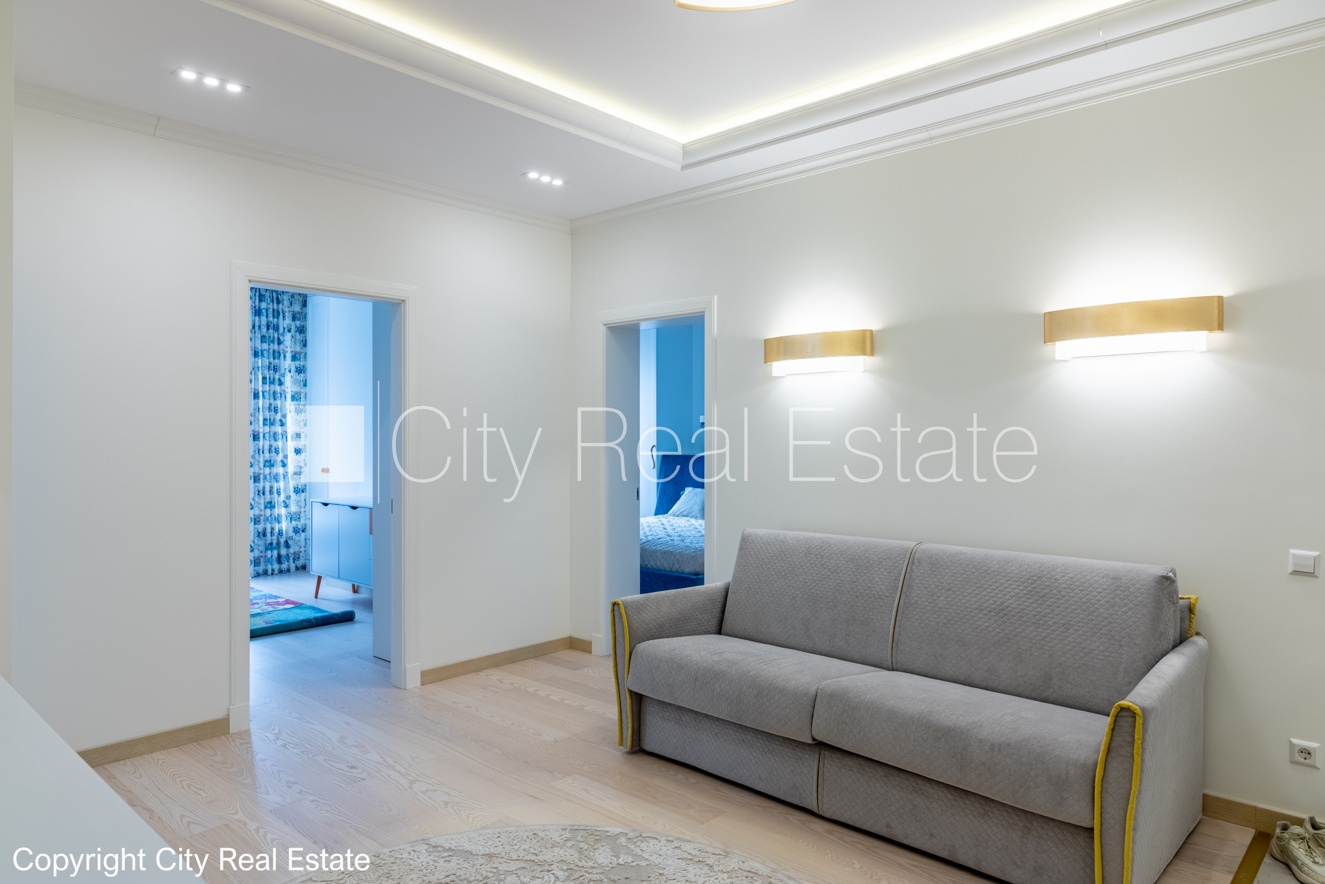 Sludinājumi. Zeme īpašumā, jaunceltne, fasādes māja, labiekārtots apzaļumots pagalms, slēgts pagalms, iežogota Cena: 460000 EUR Foto #8