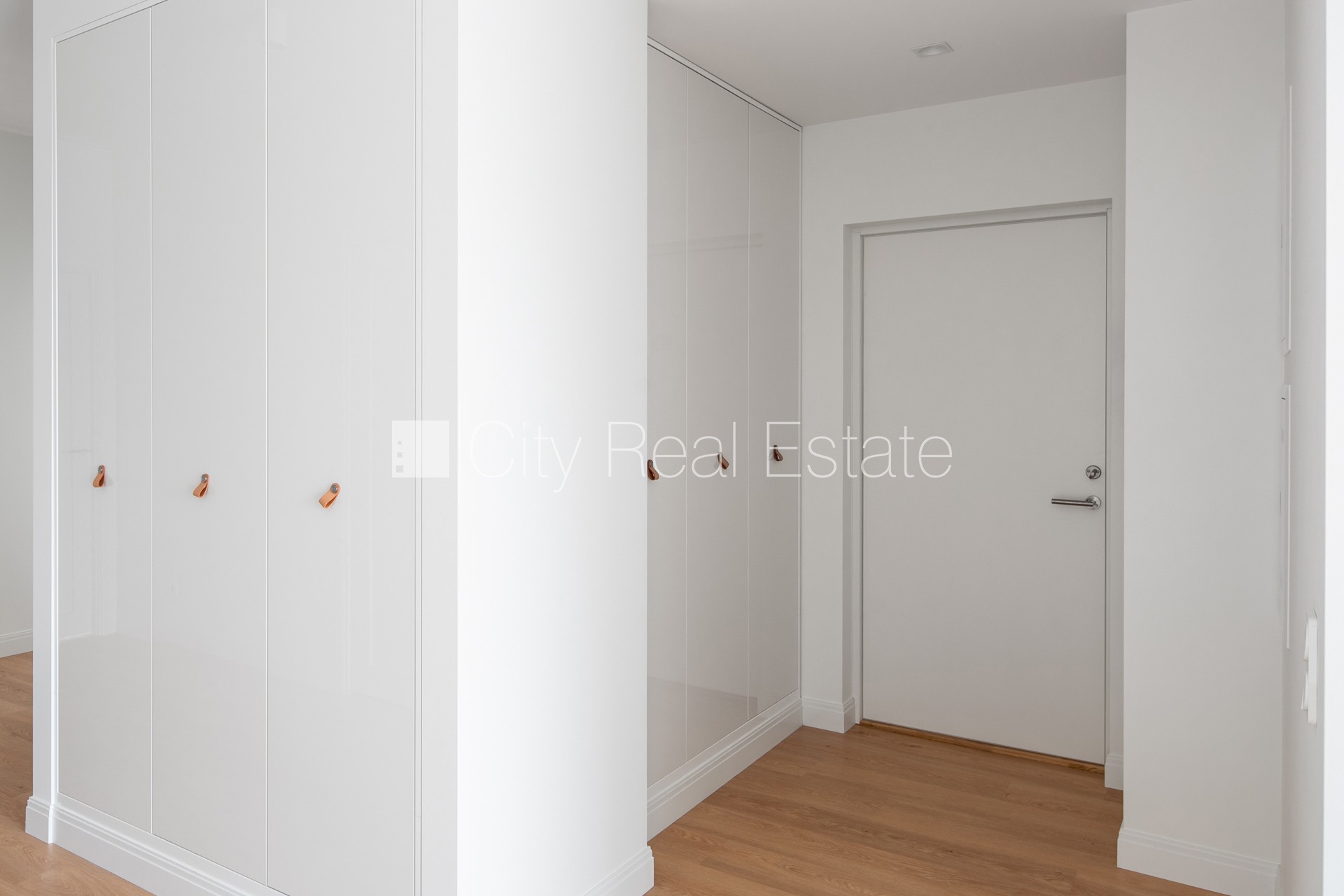 Sludinājumi. Projekts - Lindenholma kvartāls (Lindenholmas dzīvojamais kvartāls), jaunceltne, viena kvadrātmetra Cena: 1300 EUR/mēn Foto #5