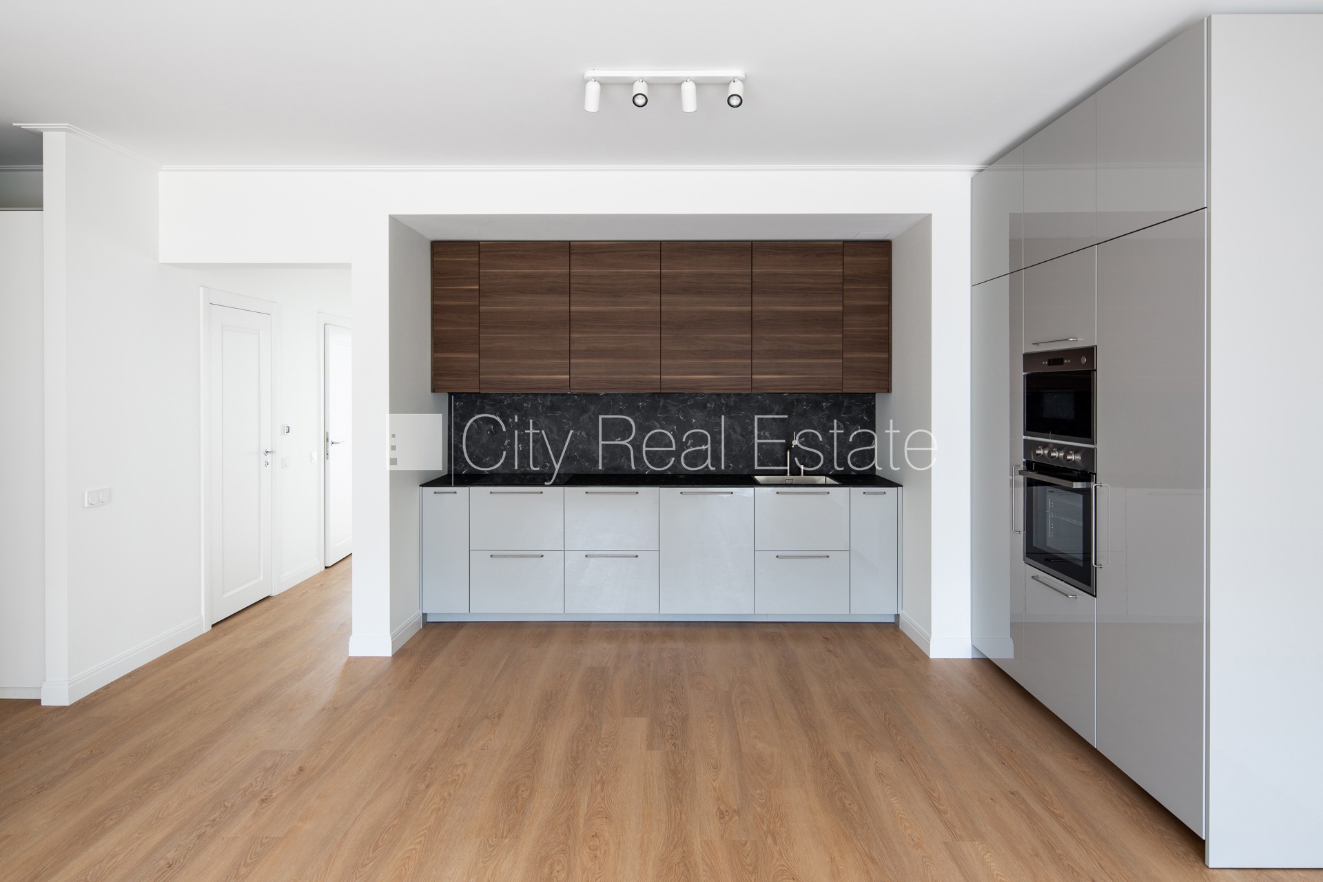 Sludinājumi. Projekts - Lindenholma kvartāls (Lindenholmas dzīvojamais kvartāls), jaunceltne, viena kvadrātmetra Cena: 1500 EUR/mēn Foto #1