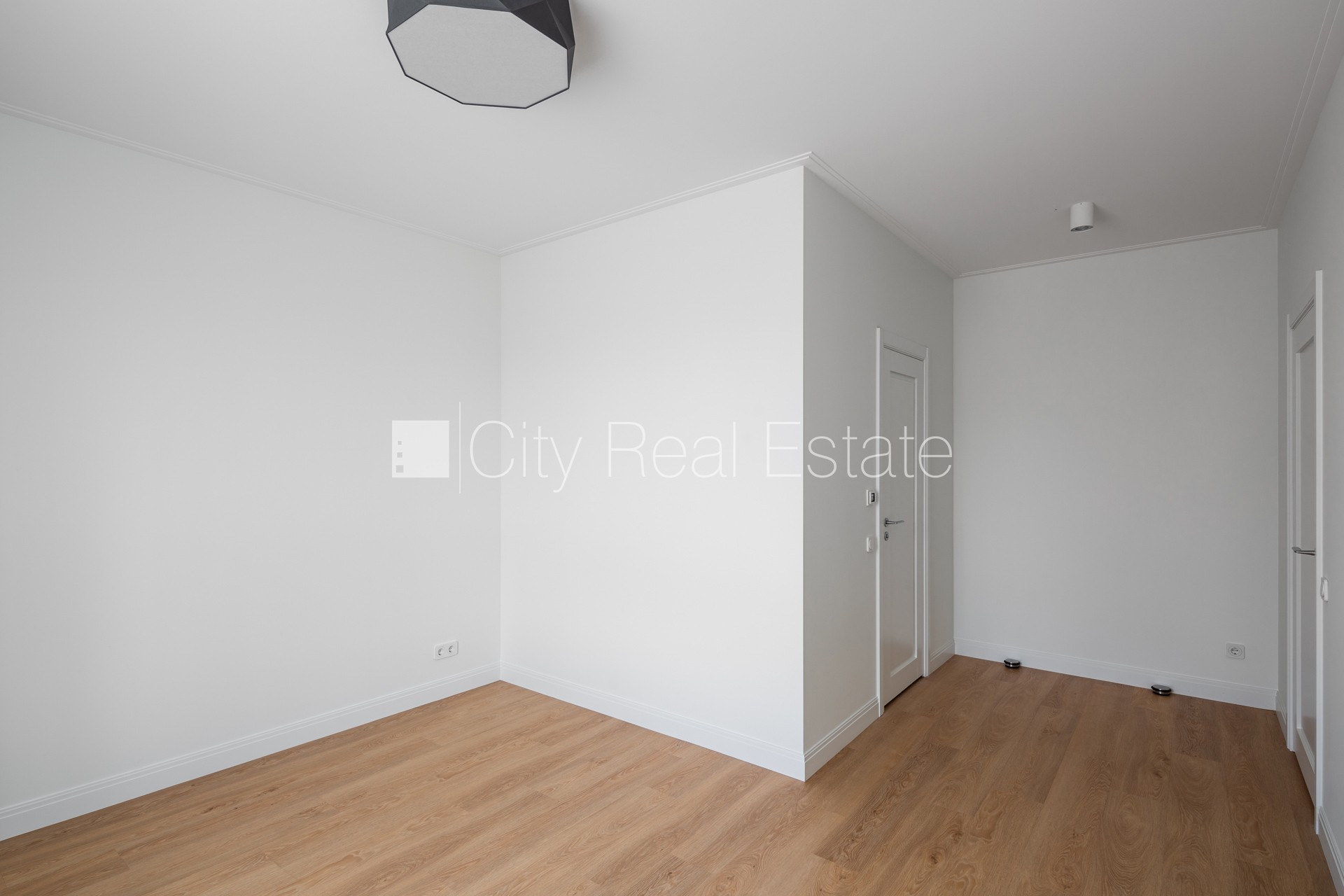 Sludinājumi. Projekts - Lindenholma kvartāls (Lindenholmas dzīvojamais kvartāls), jaunceltne, viena kvadrātmetra Cena: 1500 EUR/mēn Foto #5