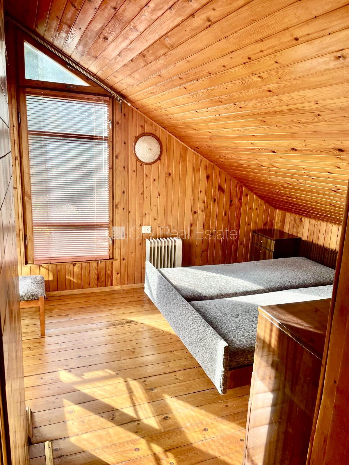 Sludinājumi. Vasarnīca, gāzbetona bloku sienas, labiekārtota apzaļumota teritorija, slēgta teritorija, garāža Cena: 118000 EUR Foto #5