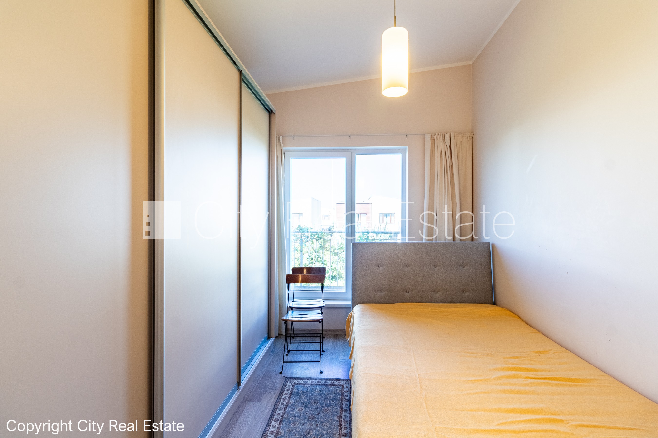 Sludinājumi. Rindu māja, apsaimniekošanas maksa mēnesī 100 EUR, labiekārtota apzaļumota teritorija, labiekārtots Cena: 1700 EUR/mēn Foto #23