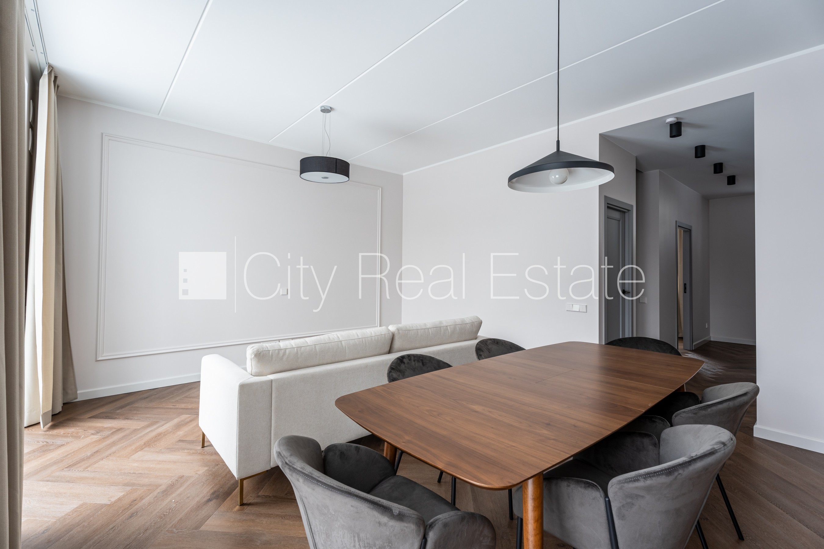 Sludinājumi. Rindu māja, jaunceltne, dzīvokļu skaits ēkā  5 gab., slēgts pagalms, vieta automašīnai, apzaļumota Cena: 1500 EUR/mēn Foto #5