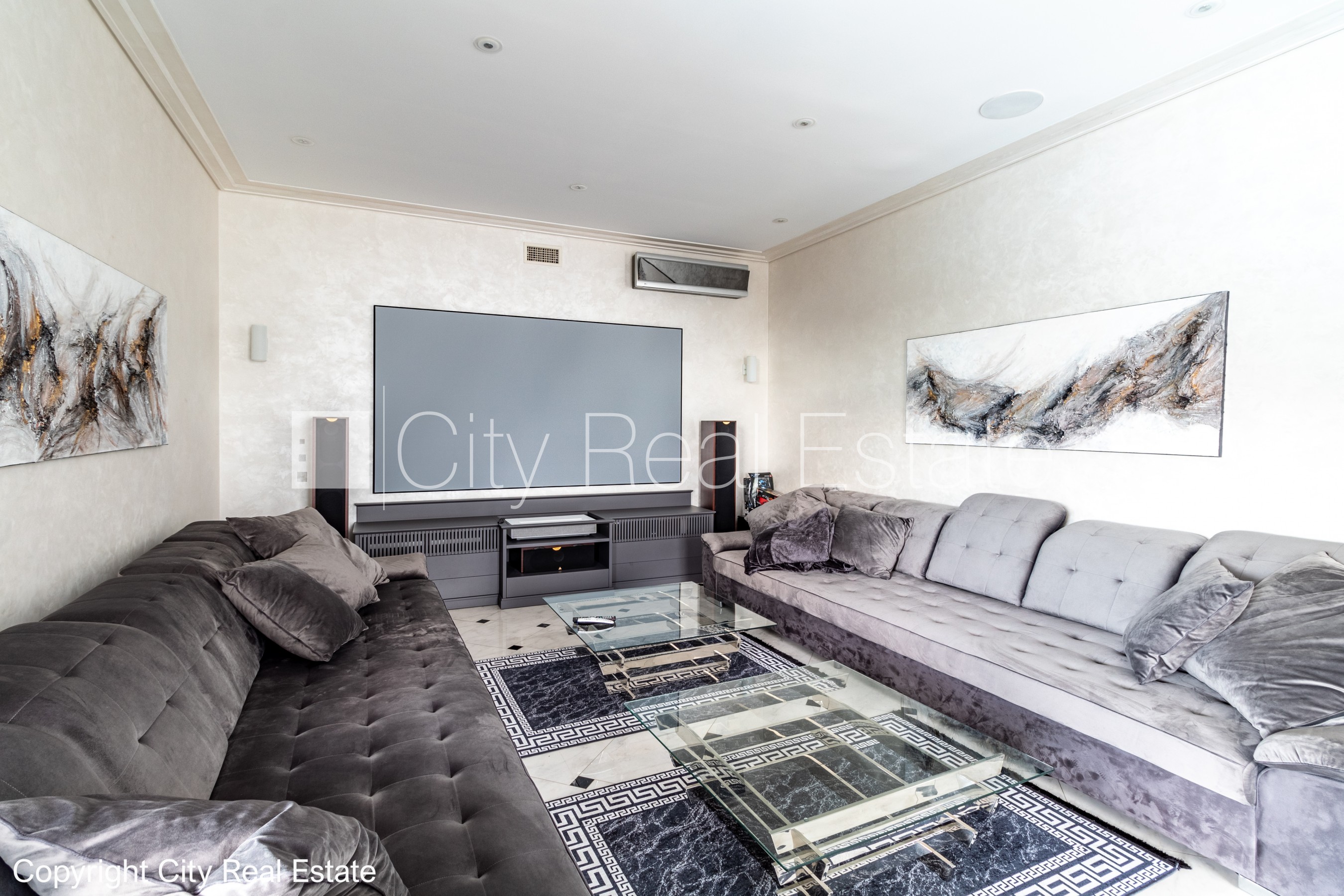 Sludinājumi. Privātmāja, labiekārtota apzaļumota teritorija, labiekārtots apzaļumots pagalms 2840 m2, iežogota Cena: 990000 EUR Foto #11