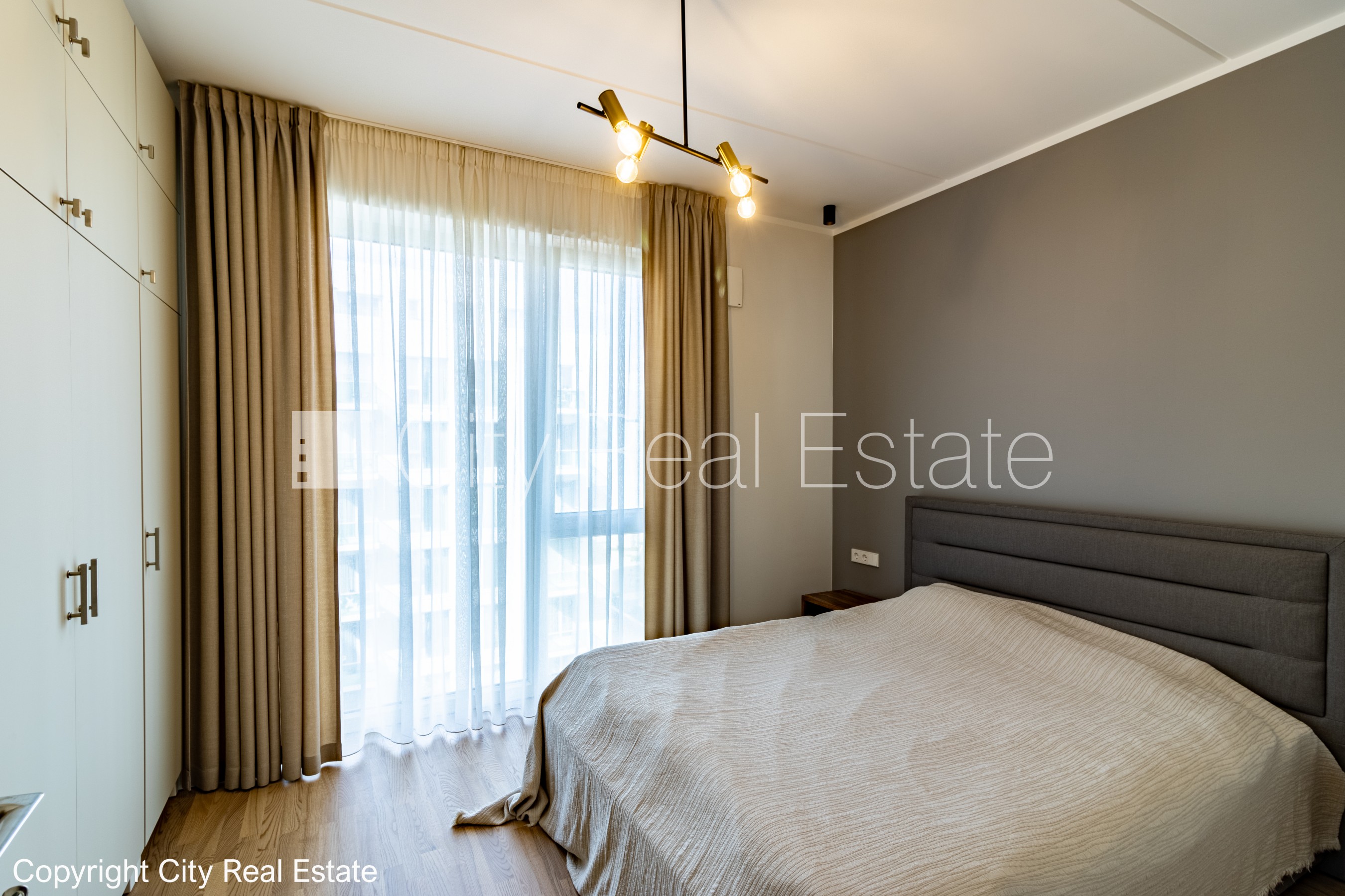 Sludinājumi. Jaunceltne, energo efektīva māja, labiekārtota apzaļumota teritorija, pagalmā bērnu spēļu laukums, Cena: 208000 EUR Foto #7