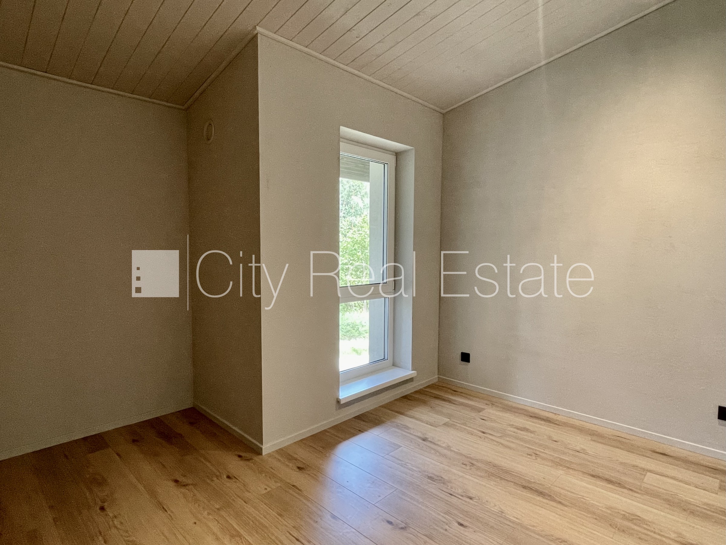 Sludinājumi. Privātmāja, energo efektīva māja, labiekārtota apzaļumota teritorija, slēgta teritorija, vieta Cena: 1250 EUR/mēn Foto #10