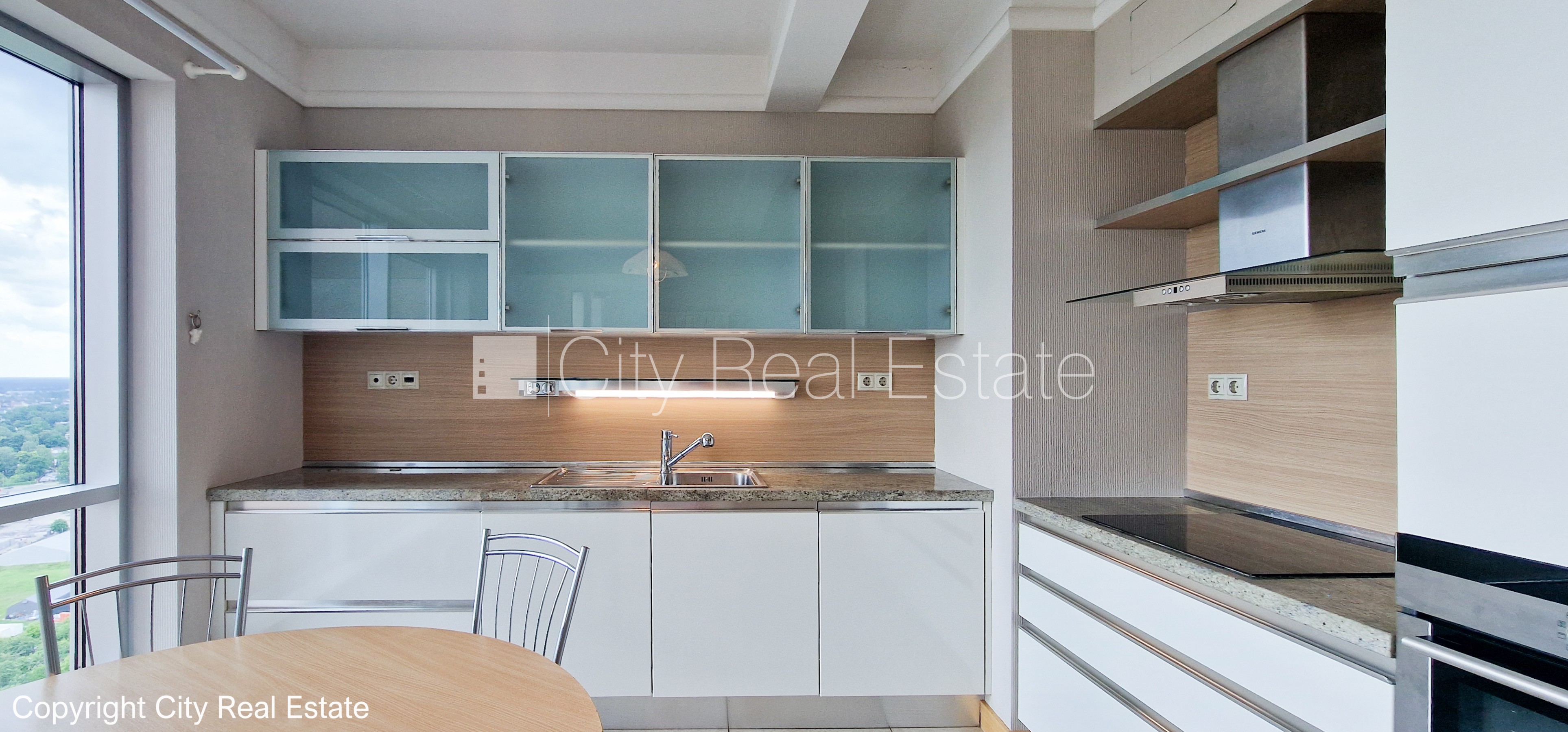 Sludinājumi. Projekts - Panorama Plaza, jaunceltne, pagalma ēka, labiekārtots apzaļumots pagalms, slēgta Cena: 1000 EUR/mēn Foto #16