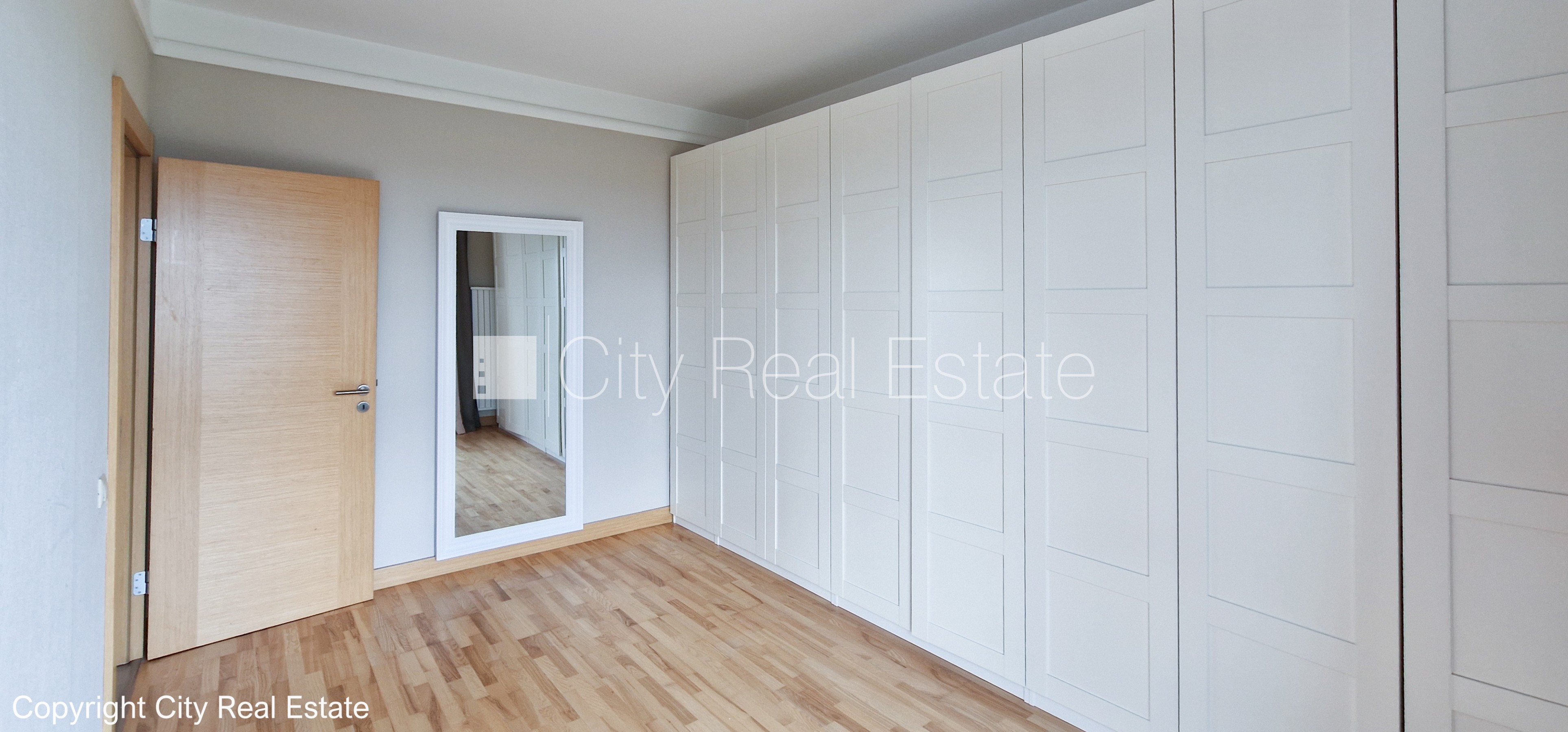 Sludinājumi. Projekts - Panorama Plaza, jaunceltne, pagalma ēka, labiekārtots apzaļumots pagalms, slēgta Cena: 1000 EUR/mēn Foto #6