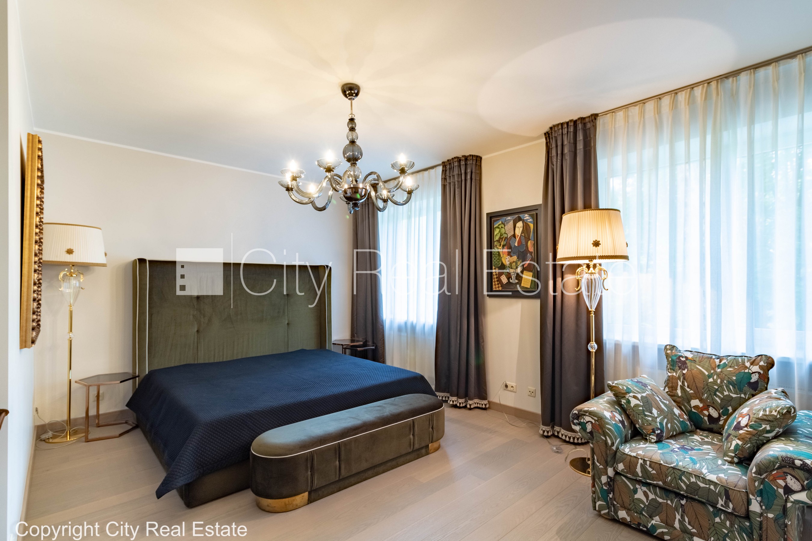 Sludinājumi. Jaunceltne, labiekārtota apzaļumota teritorija, slēgta teritorija, teritorijas iebrauktuves vārti Cena: 2000 EUR/mēn Foto #16