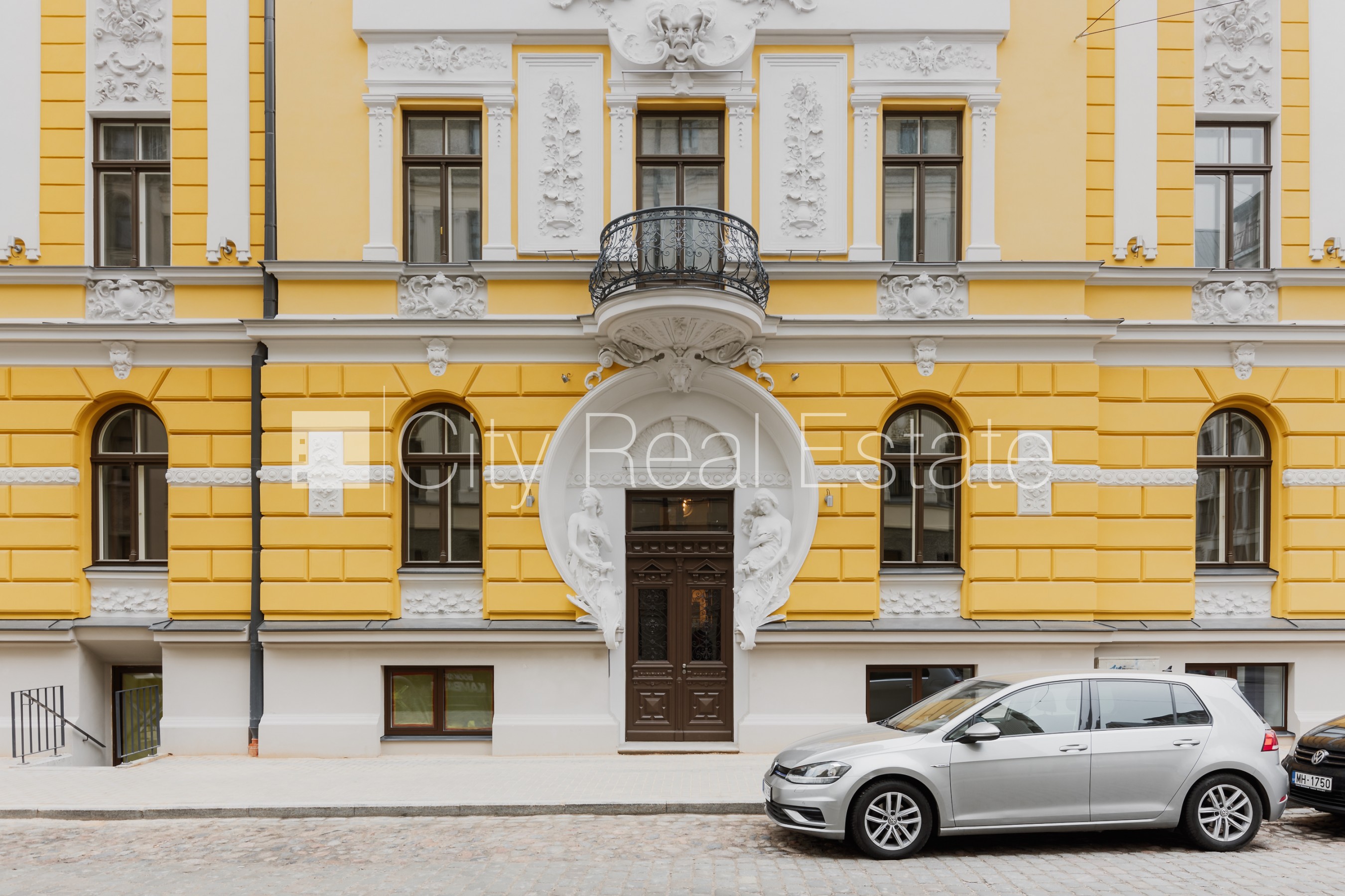 Объявление. Фасадный дом, реновированный дом, установлены солнечные панели , подземная стоянка, вход с улицы и Цена: 2562 EUR/мес. Foto #17