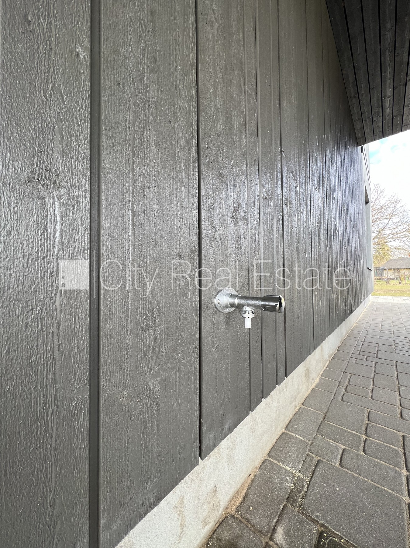 Sludinājumi. Dvīņu māja, energo efektīva māja, uzstādīti saules enerģijas paneļi, labiekārtota apzaļumota Cena: 2200 EUR/mēn Foto #12