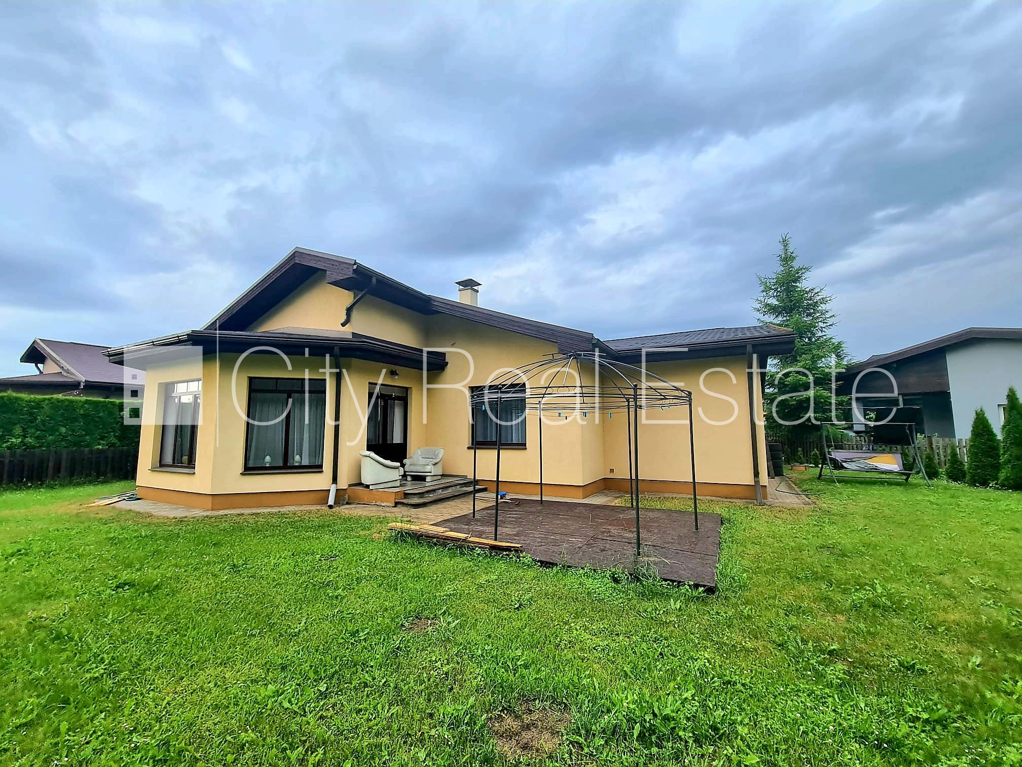 Sludinājumi. Projekts - Bišulejas, labiekārtota apzaļumota teritorija, bruģēts piebraucamais ceļš, teritorijas Cena: 1500 EUR/mēn Foto #21