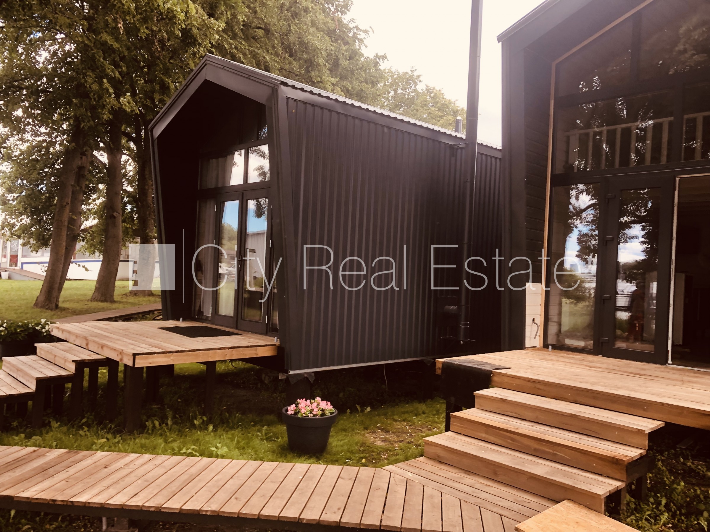 Sludinājumi. Jaunceltne, energo efektīva māja, labiekārtota apzaļumota teritorija, elektriskā apkure, sanitārie Cena: 600 EUR/mēn Foto #1