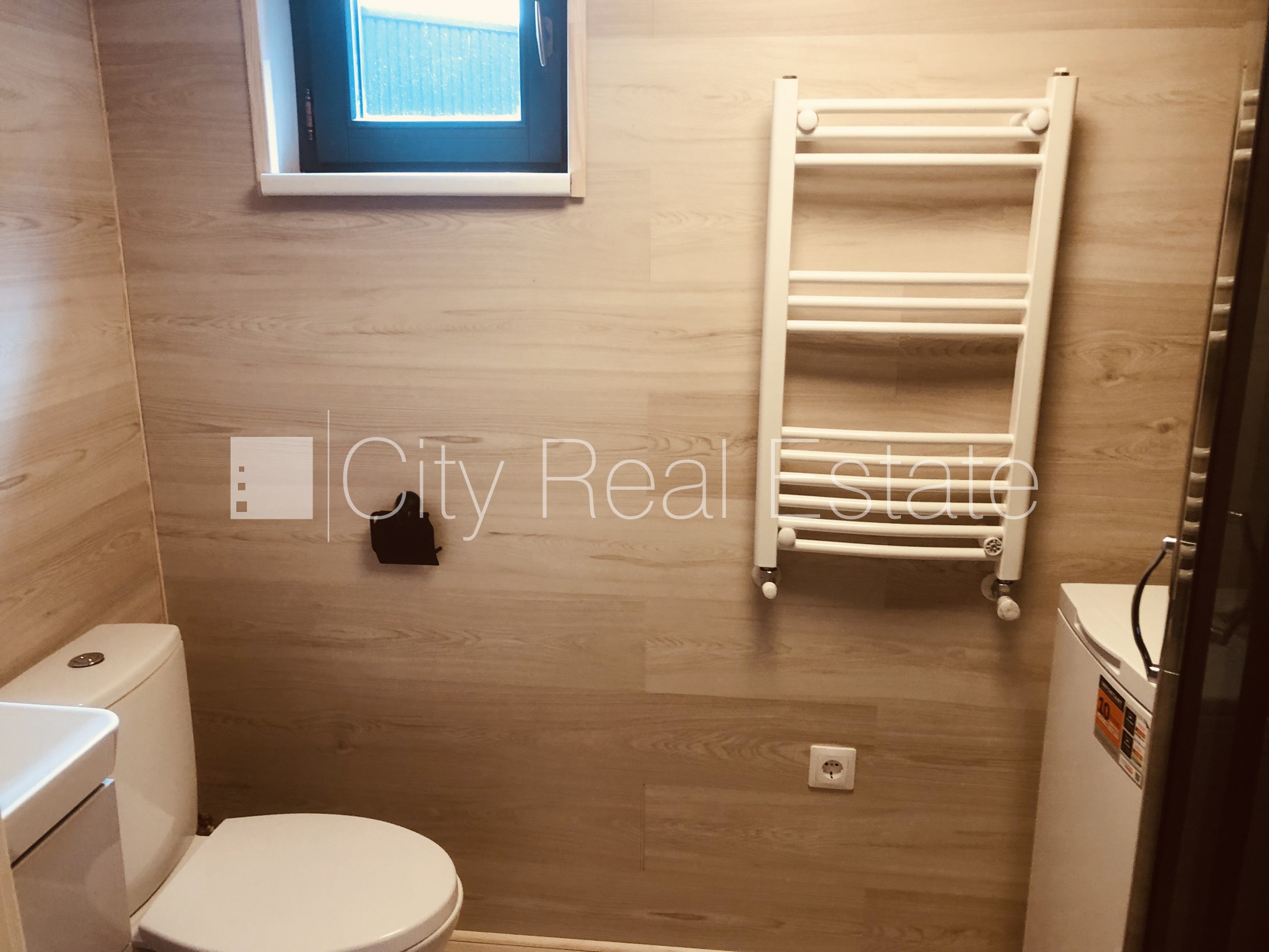 Sludinājumi. Jaunceltne, energo efektīva māja, labiekārtota apzaļumota teritorija, elektriskā apkure, sanitārie Cena: 600 EUR/mēn Foto #19