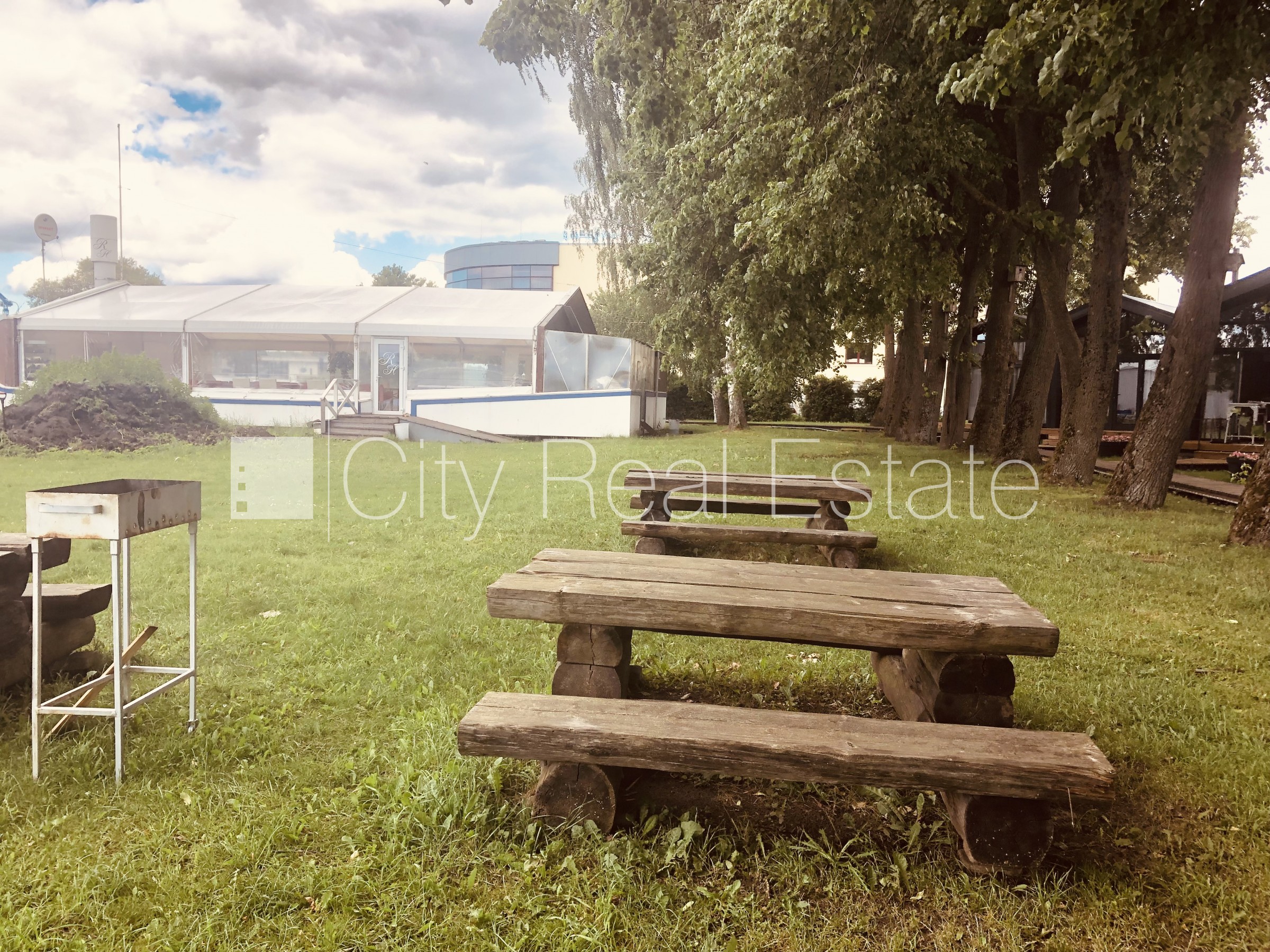 Sludinājumi. Šo dzīvokli izīrē pa diennaktīm (īstermiņa īre), īres cena sludinājumā norādīta par vienu diennakts Cena: 100 EUR/mēn Foto #10