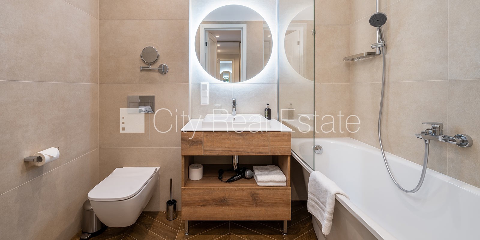 Sludinājumi. Jaunceltne, fasādes māja, labiekārtots apzaļumots pagalms, pazemes autostāvvieta, ieeja no ielas, Cena: 1400 EUR/mēn Foto #11