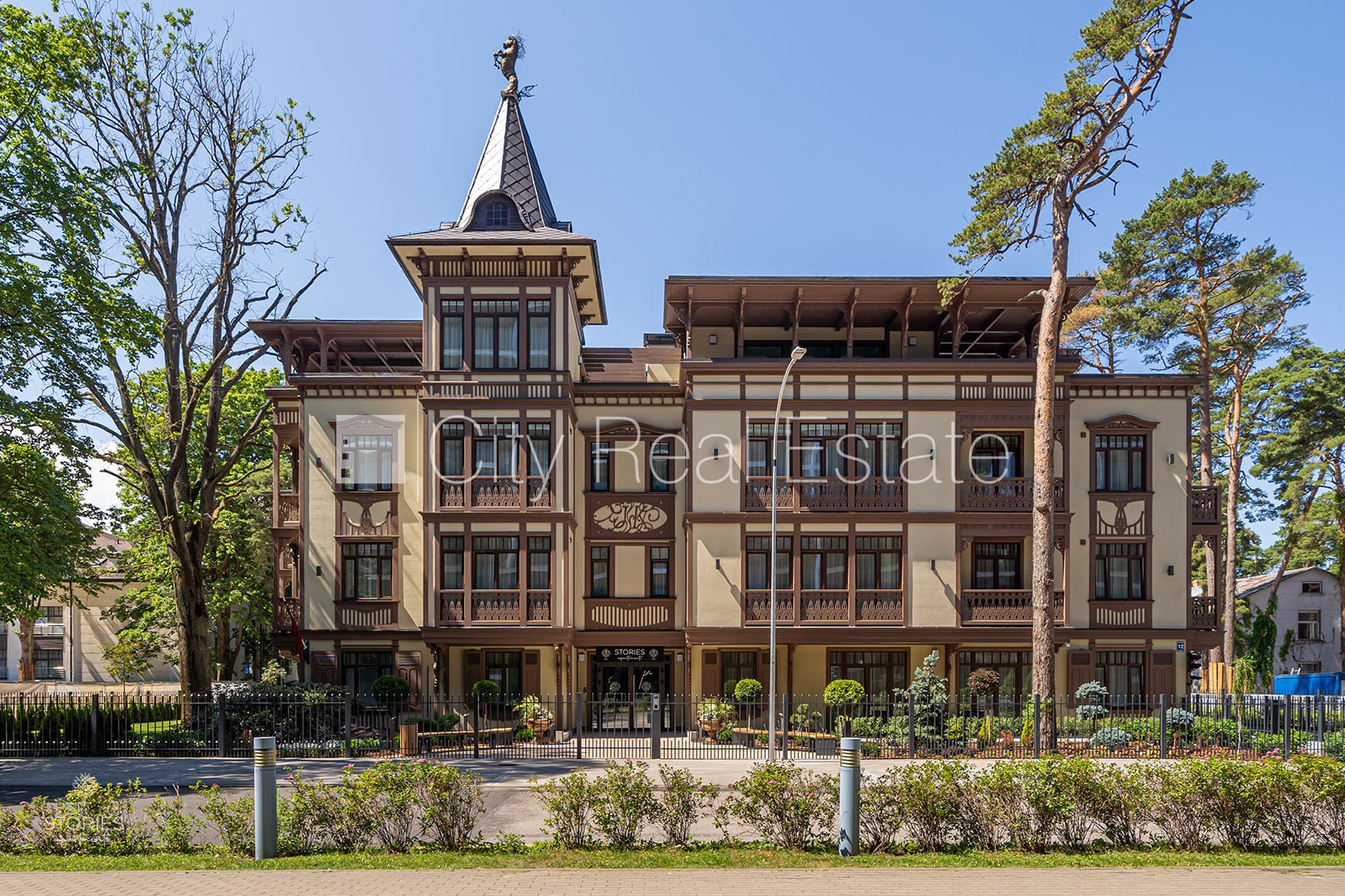 Sludinājumi. Jaunceltne, fasādes māja, labiekārtots apzaļumots pagalms, pazemes autostāvvieta, ieeja no ielas, Cena: 1400 EUR/mēn Foto #20