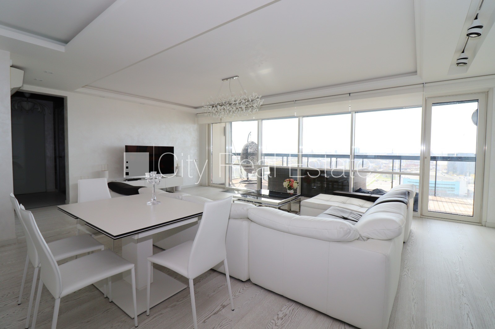 Sludinājumi. Projekts - Skanstes Virsotnes, jaunceltne, labiekārtota apzaļumota teritorija, pazemes Cena: 3500 EUR/mēn Foto #2