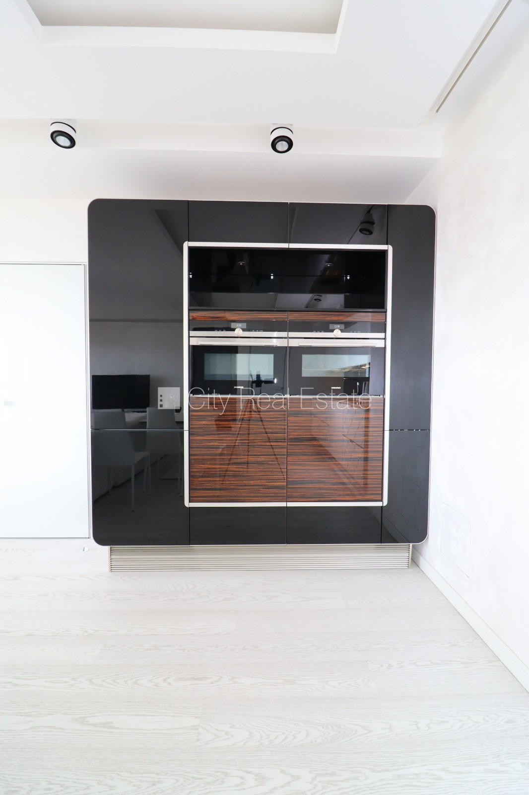 Sludinājumi. Projekts - Skanstes Virsotnes, jaunceltne, labiekārtota apzaļumota teritorija, pazemes Cena: 3500 EUR/mēn Foto #8