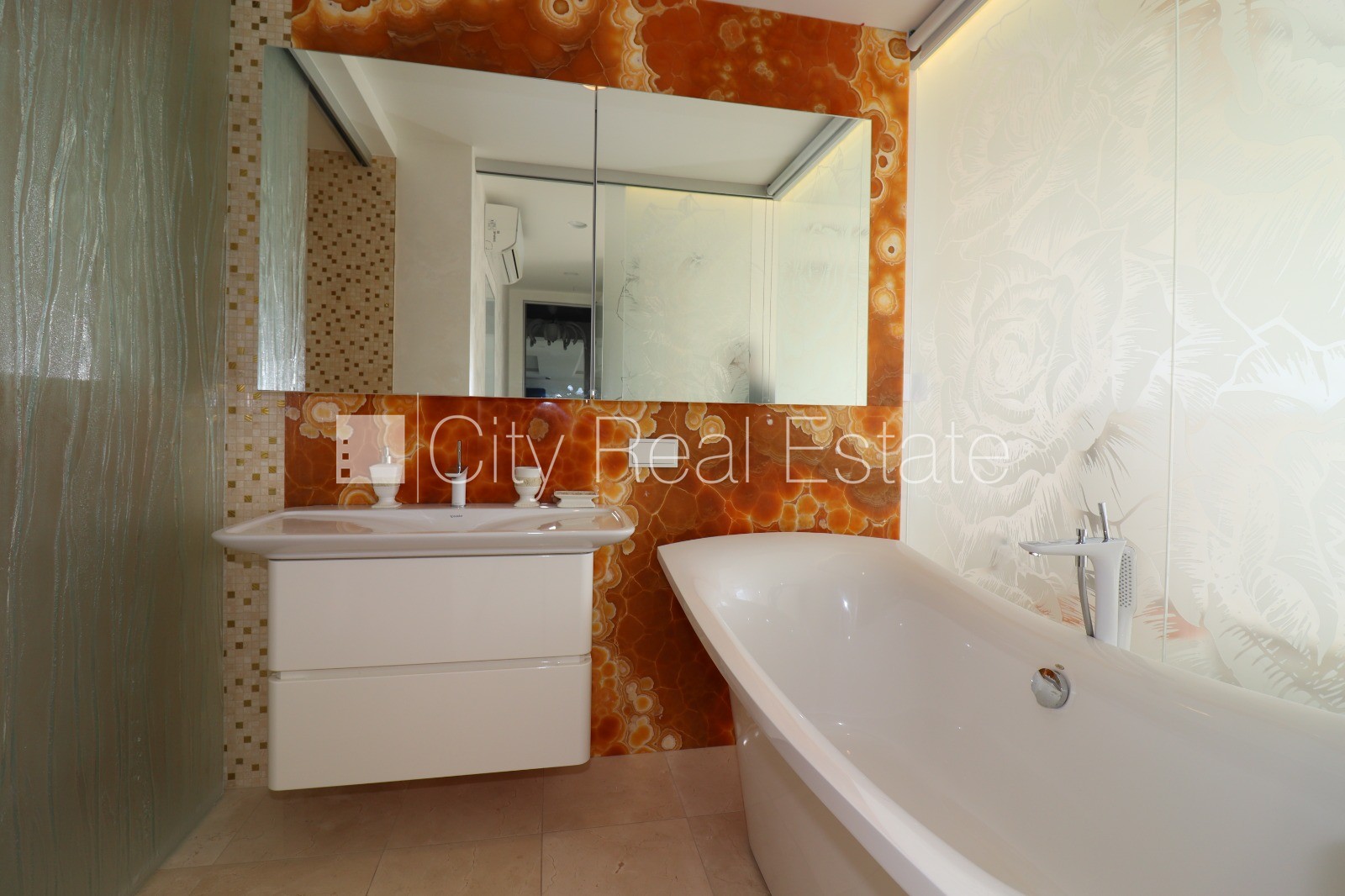 Sludinājumi. Projekts - Skanstes Virsotnes, jaunceltne, labiekārtota apzaļumota teritorija, pazemes Cena: 3500 EUR/mēn Foto #16