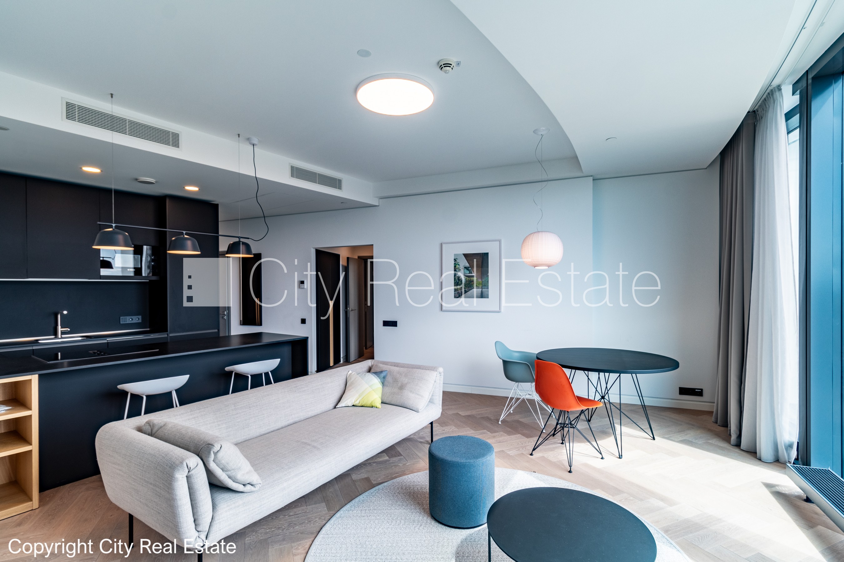 Sludinājumi. Projekts - Zunda Towers, jaunceltne, viena kvadrātmetra apsaimniekošanas maksa mēnesī  3,6 EUR, Cena: 3320 EUR/mēn Foto #1