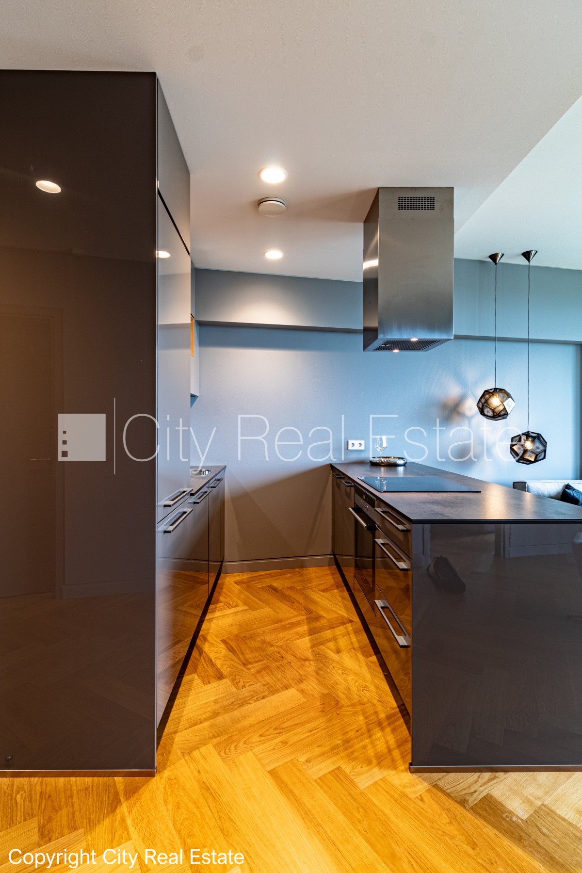 Sludinājumi. Projekts - Zunda Towers, jaunceltne, fasādes māja, viena kvadrātmetra apsaimniekošanas maksa mēnesī Cena: 1409 EUR/mēn Foto #7