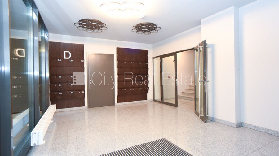 Sludinājumi. Jaunceltne, labiekārtota apzaļumota teritorija, vieta automašīnai, pazemes autostāvvieta, ir lifts, Cena: 850 EUR/mēn Foto #16