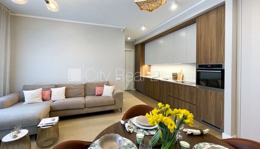 Sludinājumi. Jaunceltne, labiekārtota apzaļumota teritorija, vieta automašīnai, pazemes autostāvvieta, ir lifts, Cena: 850 EUR/mēn Foto #2