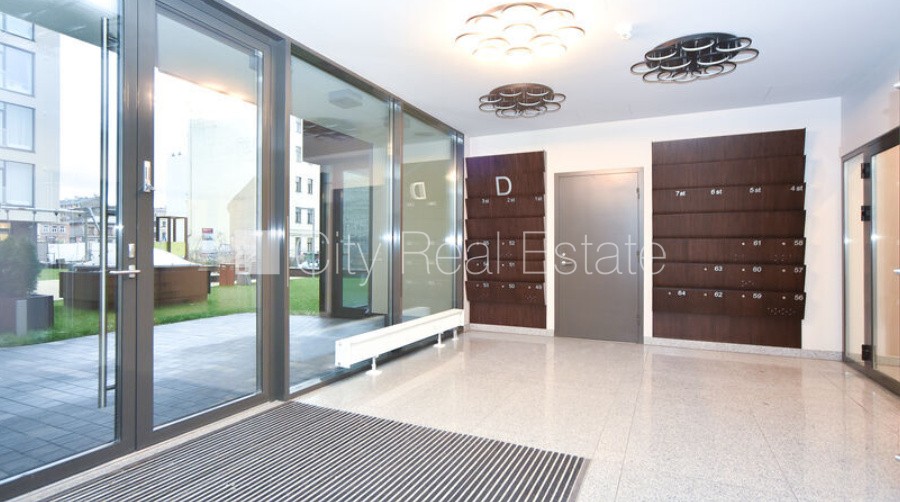 Sludinājumi. Jaunceltne, labiekārtota apzaļumota teritorija, vieta automašīnai, pazemes autostāvvieta, ir lifts, Cena: 850 EUR/mēn Foto #17