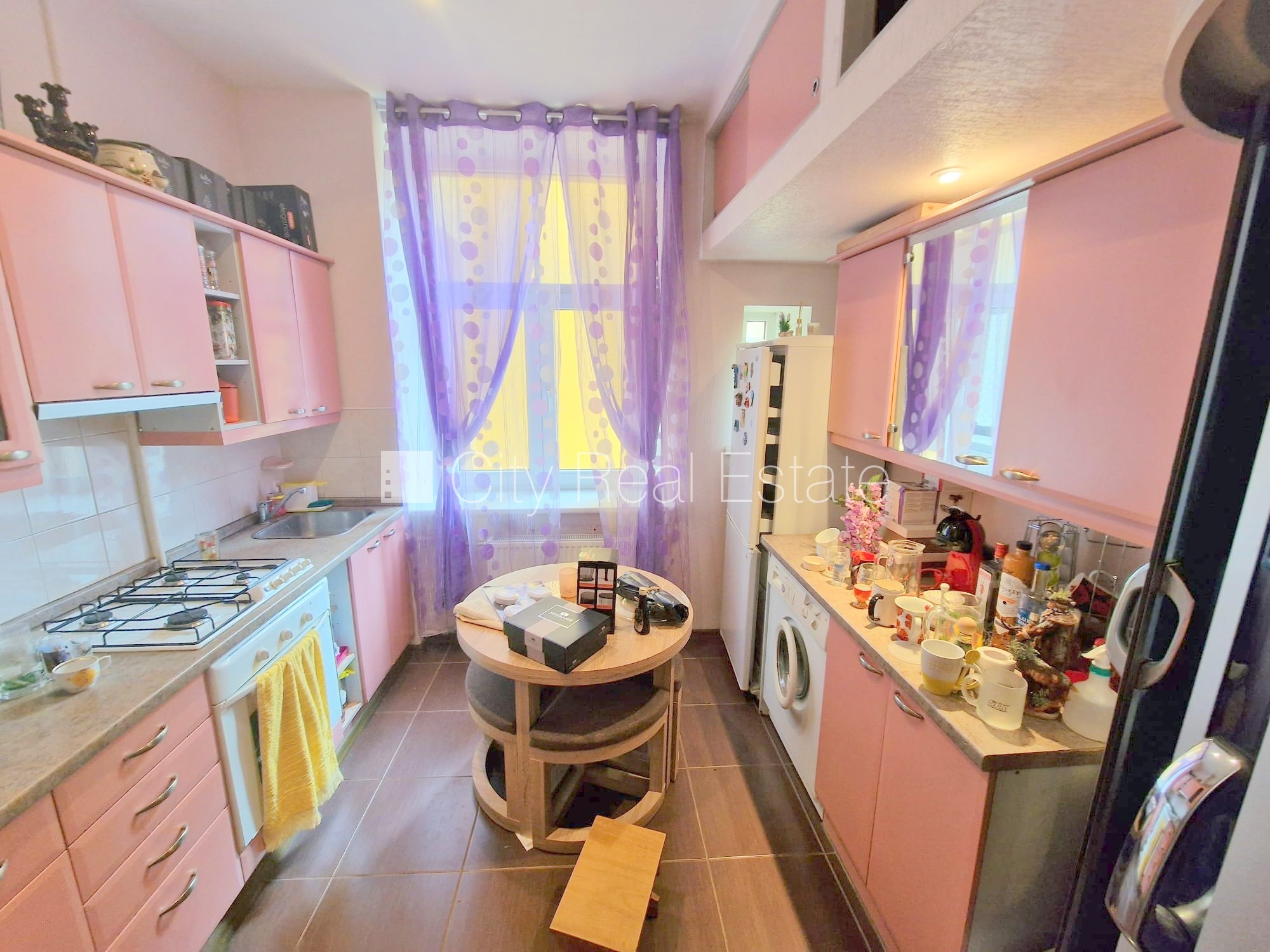 Sludinājumi. Zeme īpašumā, pagalma ēka, renovēta māja, slēgts pagalms, ieeja no ielas un pagalma, kāpņu telpa Cena: 85000 EUR Foto #18