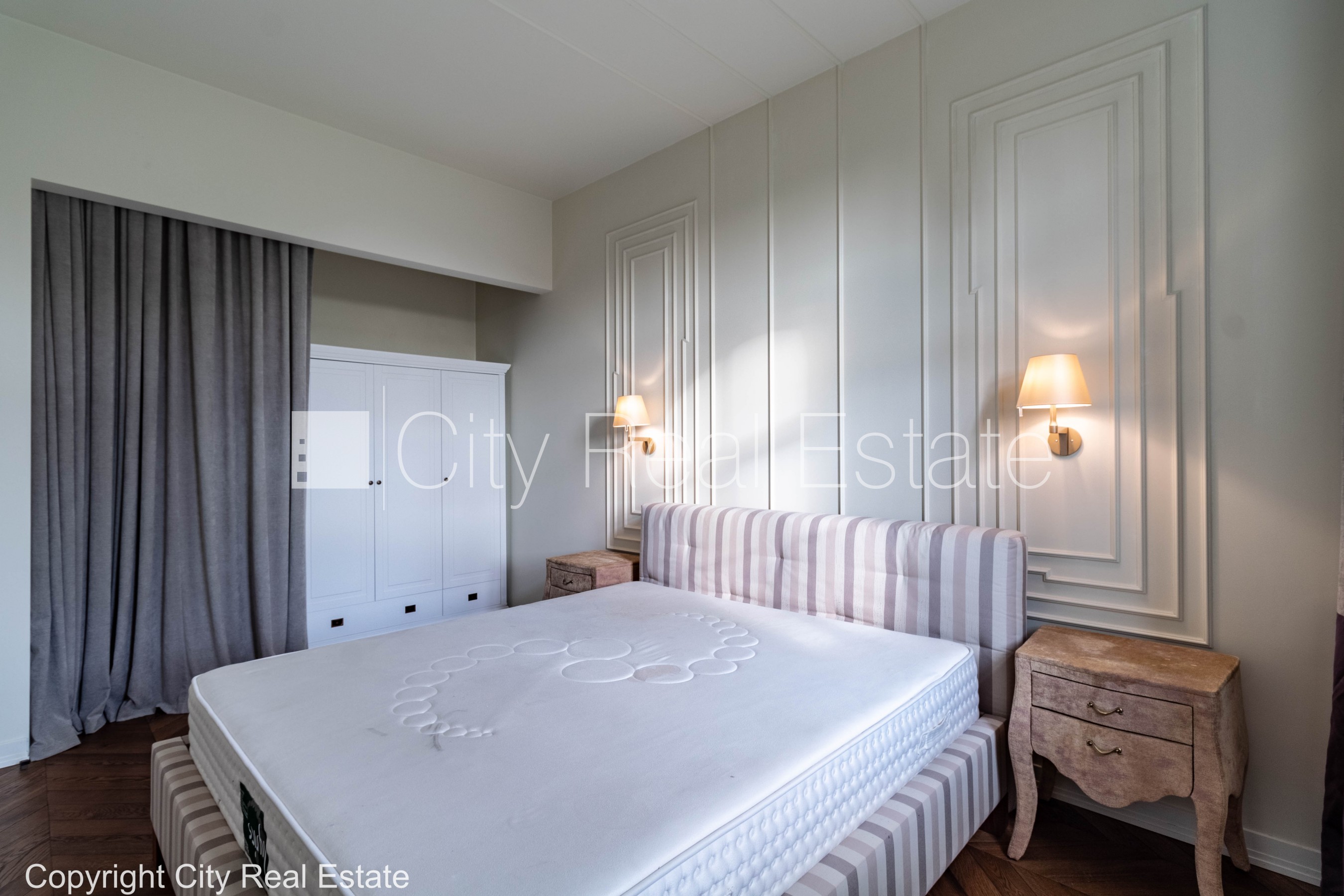 Sludinājumi. Fasādes māja, renovēta māja, ieeja no ielas, logi vērsti uz ielas pusi, istabas izolētas 2 gab., Cena: 1000 EUR/mēn Foto #9