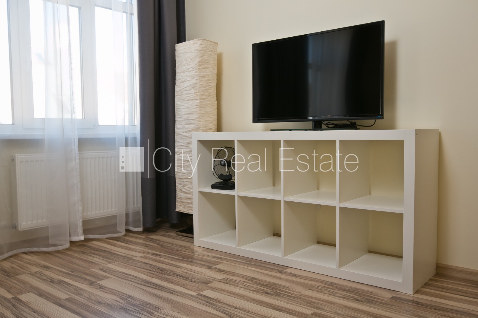 Sludinājumi. Fasādes māja, renovēta māja, slēgts pagalms, kāpņu telpa pēc kosmētiskā remonta, istabas izolētas 1 Cena: 550 EUR/mēn Foto #5