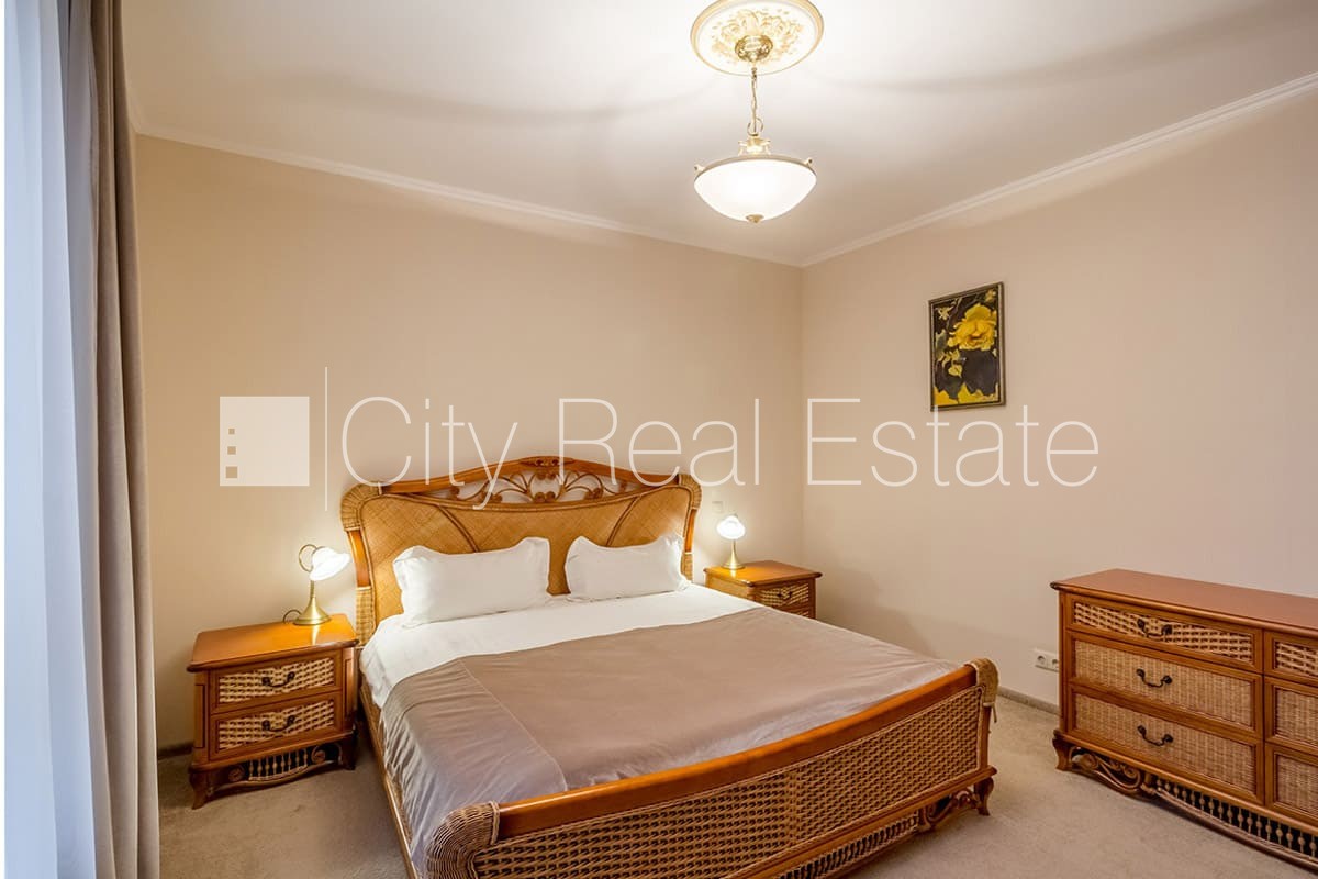 Sludinājumi. Projekts - Villa Alvine, jaunceltne, labiekārtota apzaļumota teritorija, slēgts pagalms, iespēja Cena: 1350 EUR/mēn Foto #9